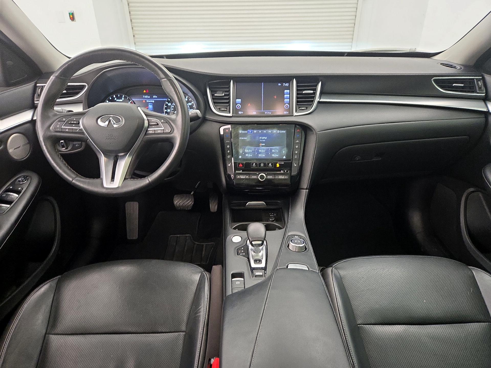 Thumbnail: 2019 INFINITI QX50 - 9