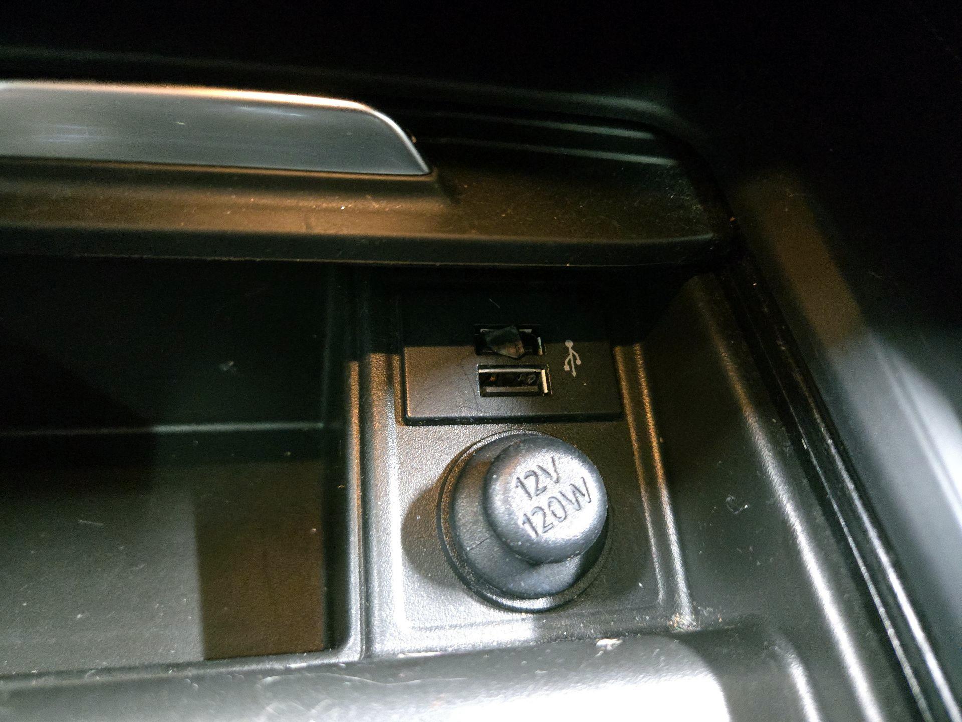 Thumbnail: 2019 INFINITI QX50 - 19