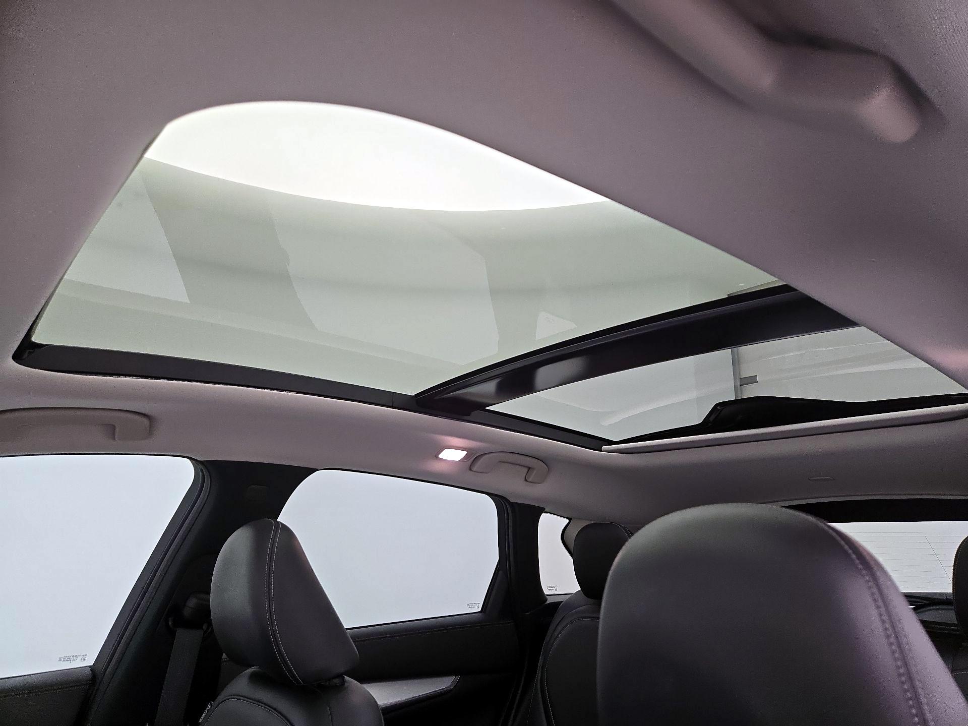 Thumbnail: 2019 INFINITI QX50 - 20