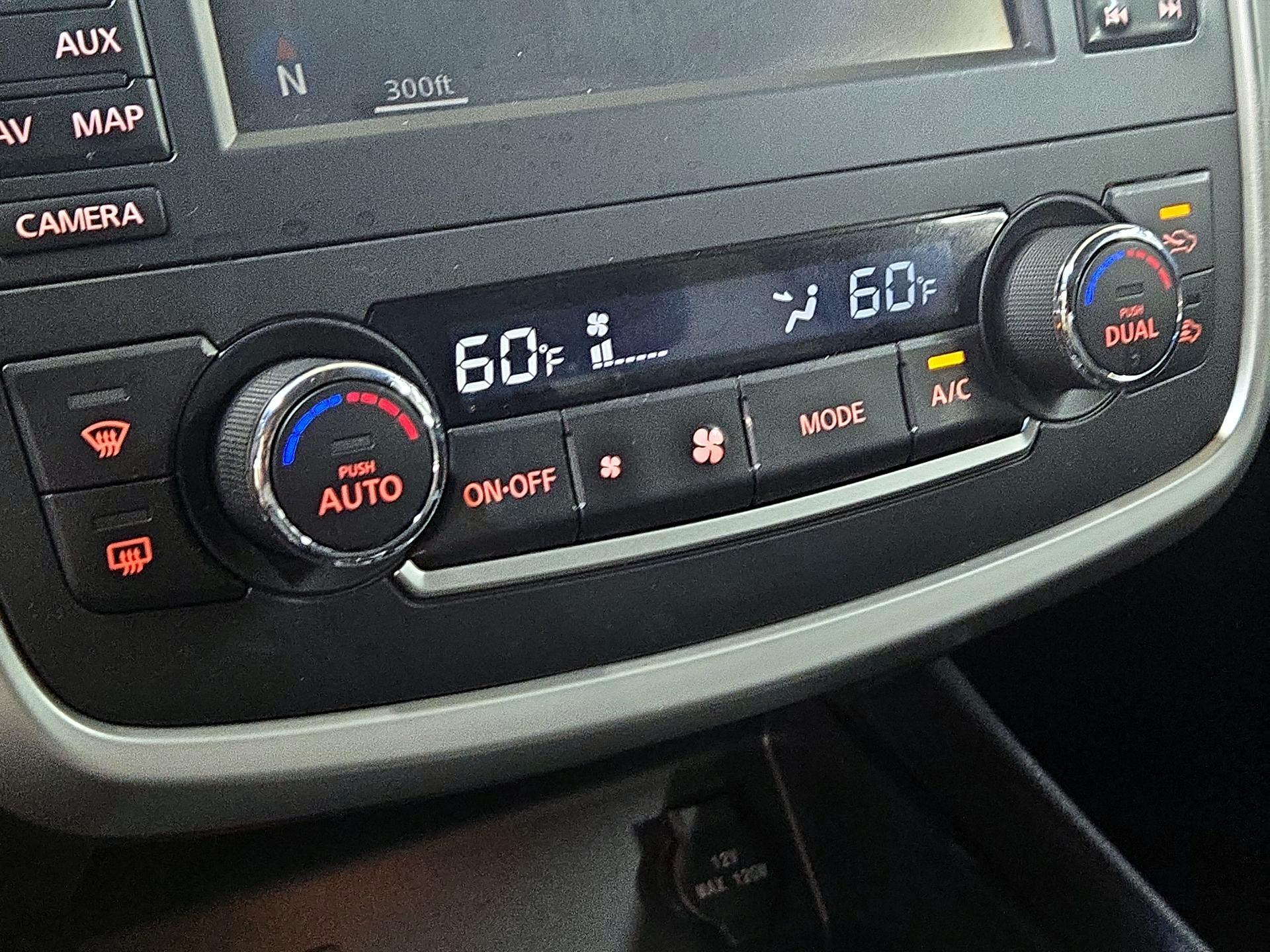 Thumbnail: 2017 Nissan Altima - 17