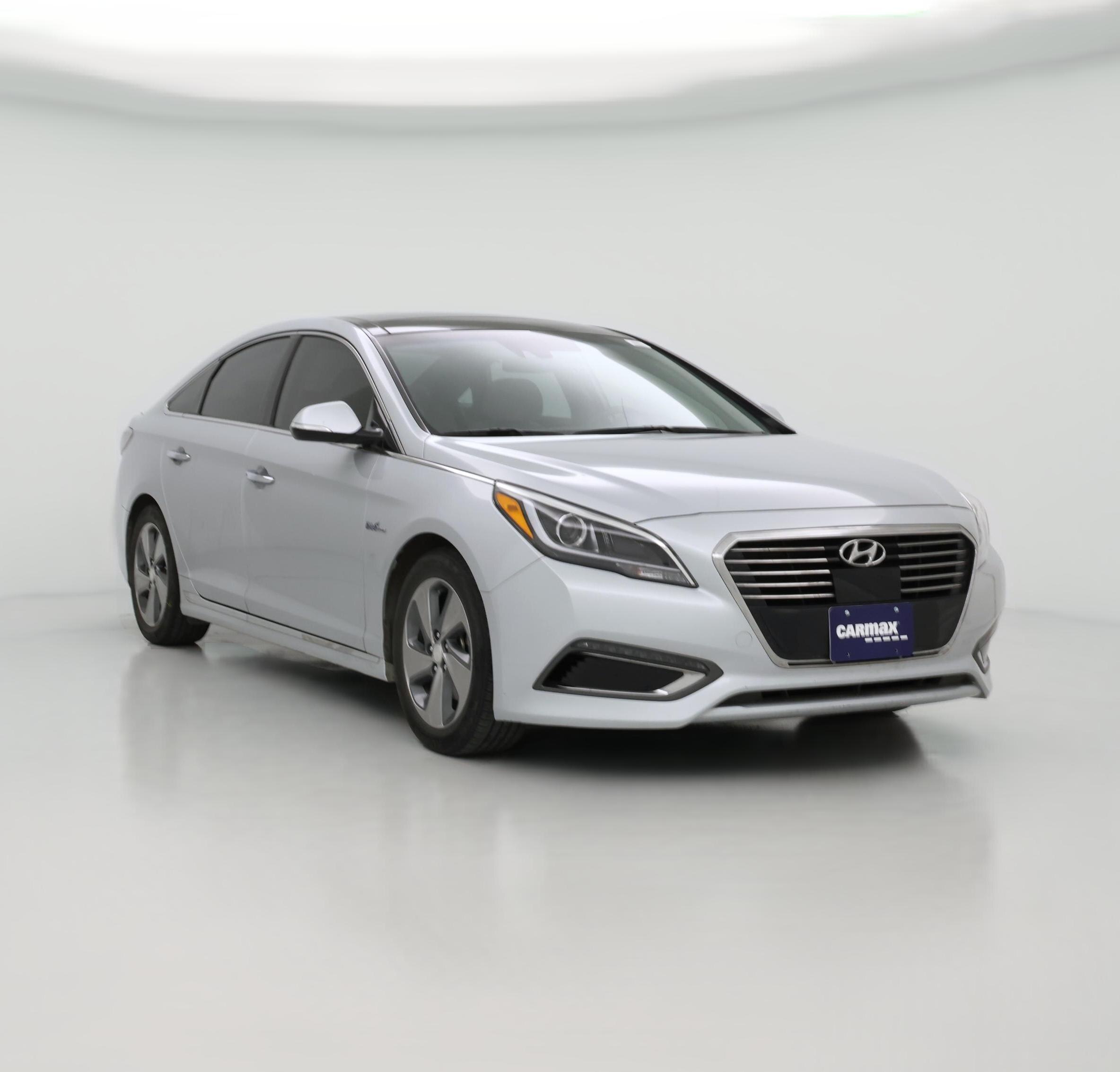 Thumbnail: 2017 Hyundai Sonata - 1