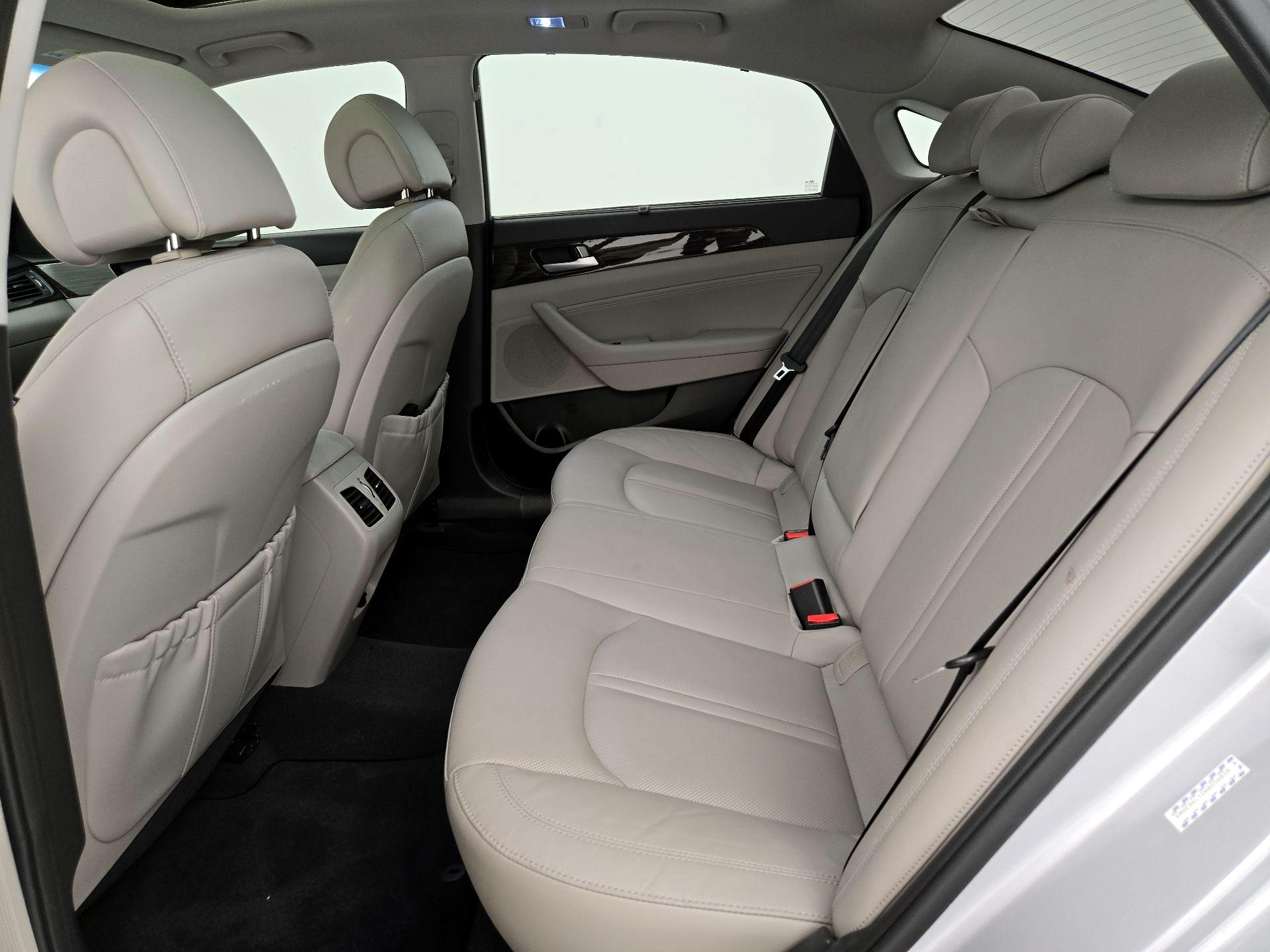 Thumbnail: 2017 Hyundai Sonata - 20