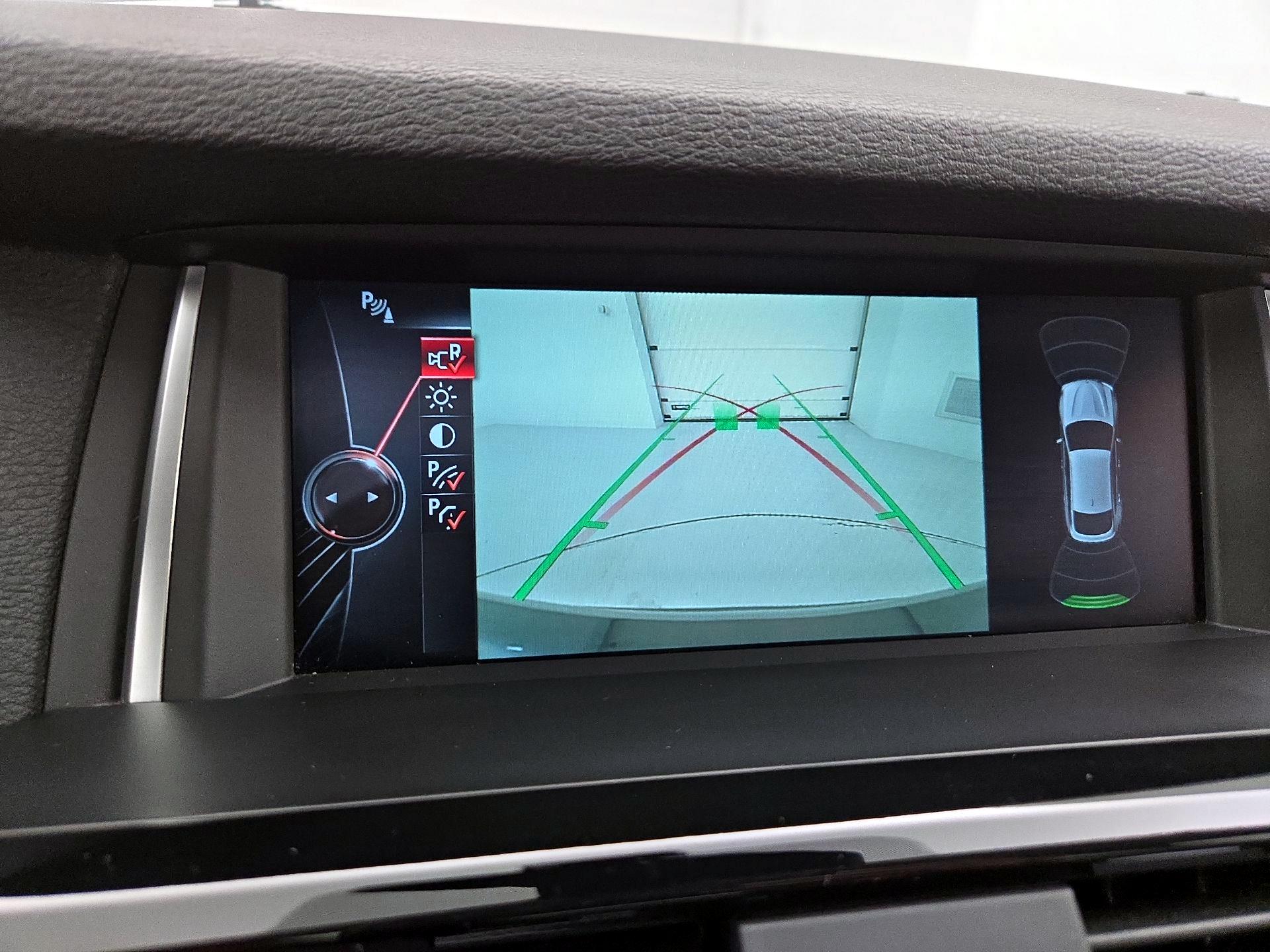 Thumbnail: 2016 BMW X4 - 15