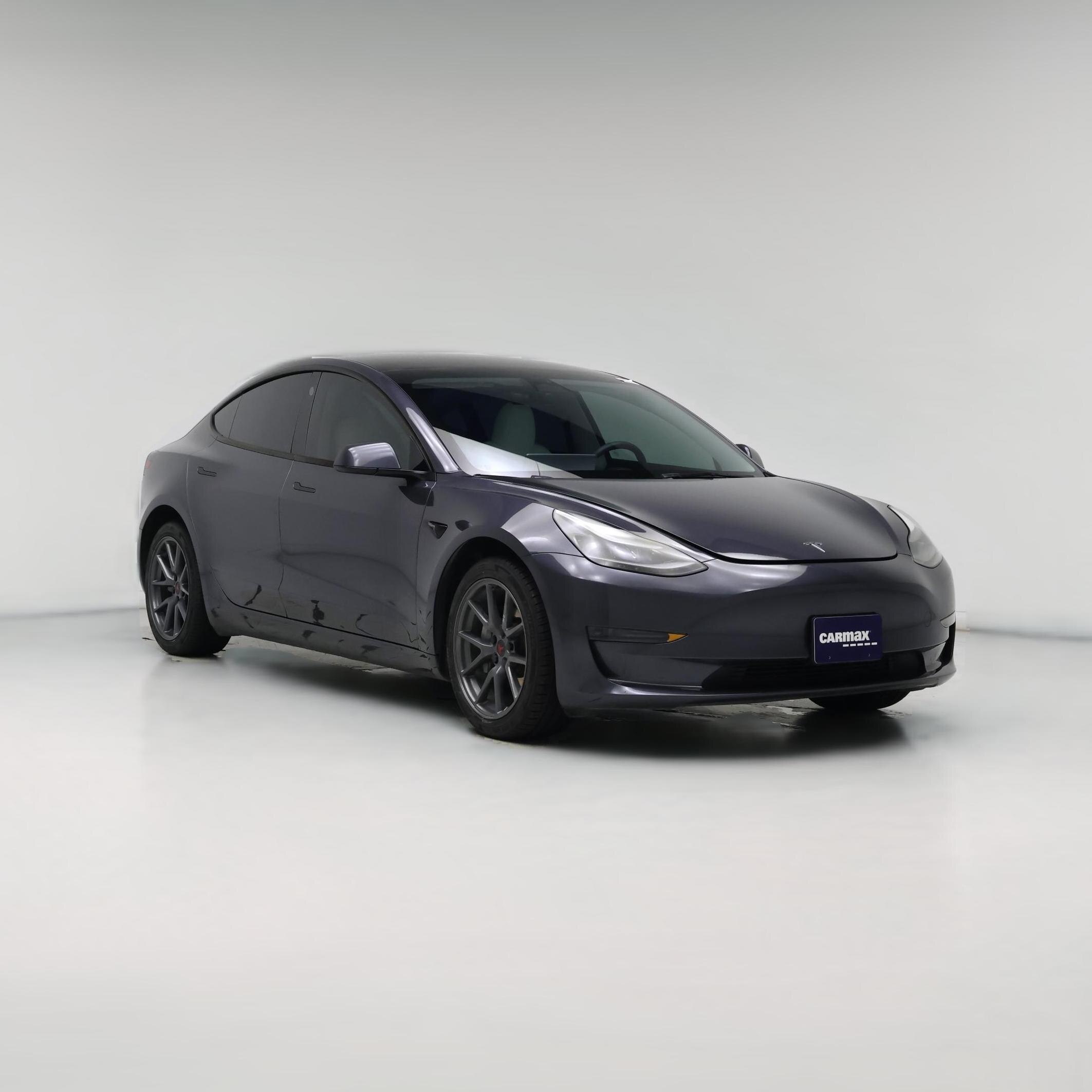 Thumbnail: 2023 Tesla Model 3 - 1