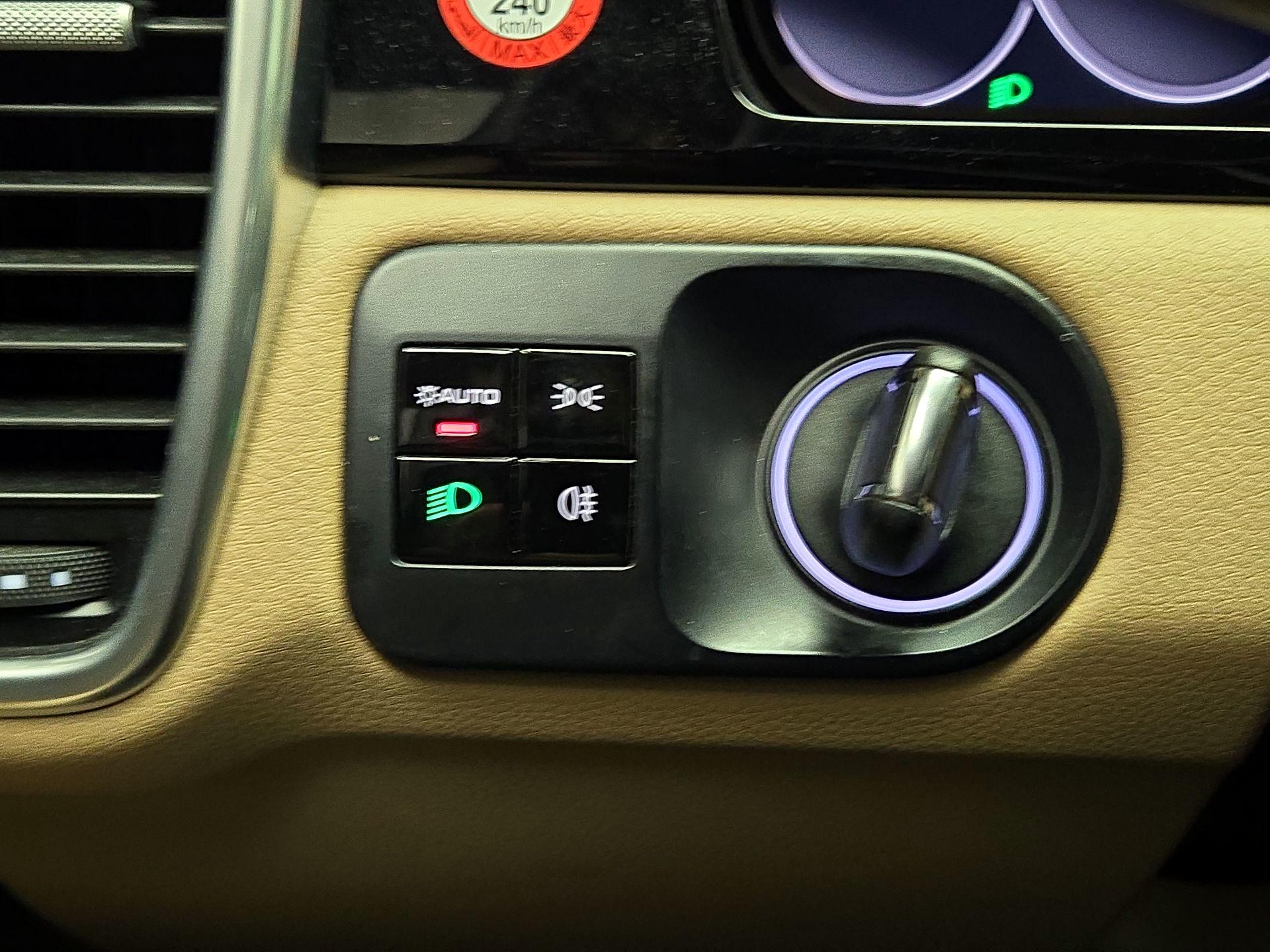 Thumbnail: 2020 Porsche Cayenne - 13