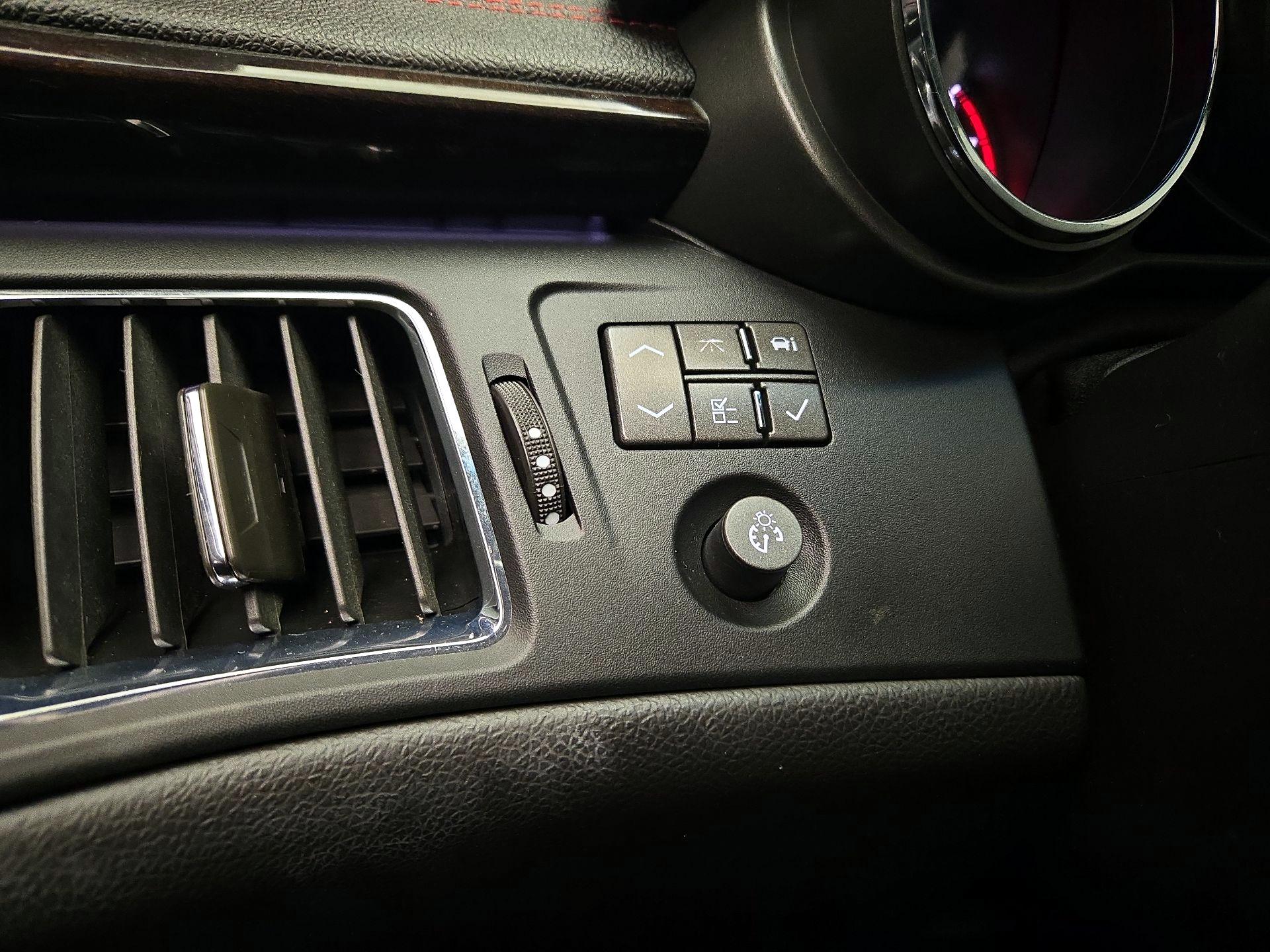 Thumbnail: 2015 Cadillac CTS - 13