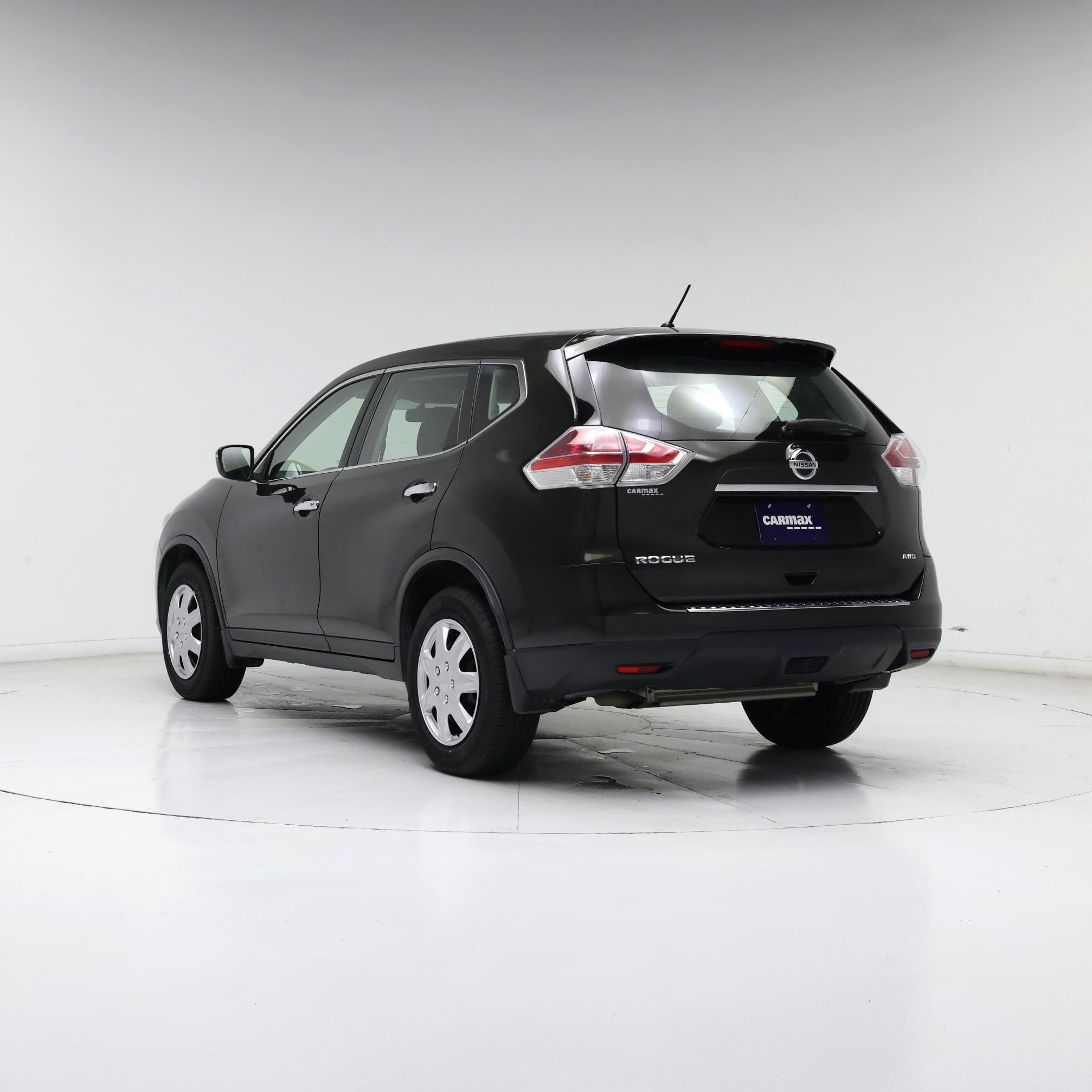 Thumbnail: 2015 Nissan Rogue - 2