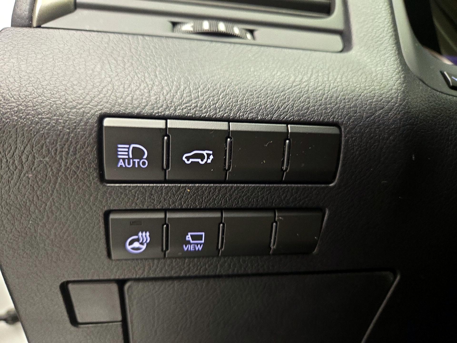 Thumbnail: 2022 Lexus RX - 13