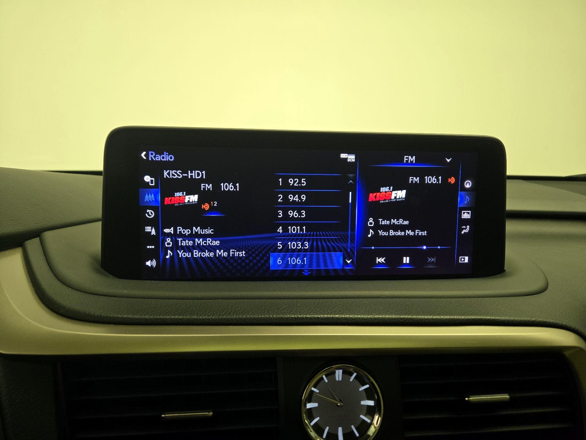 Thumbnail: 2022 Lexus RX - 16