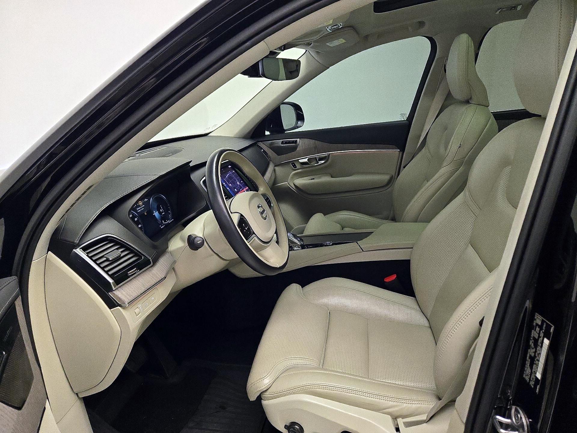 Thumbnail: 2022 Volvo XC90 - 11