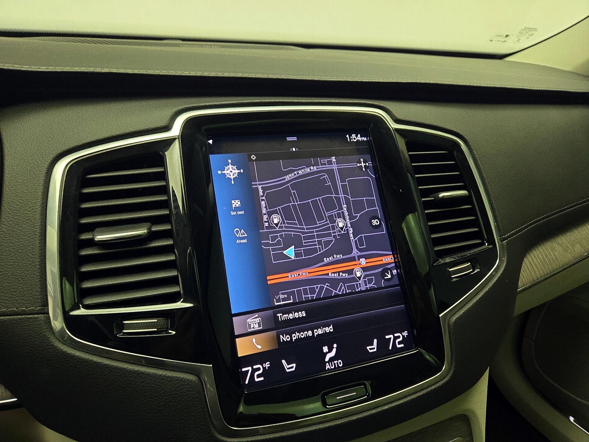 Thumbnail: 2022 Volvo XC90 - 14