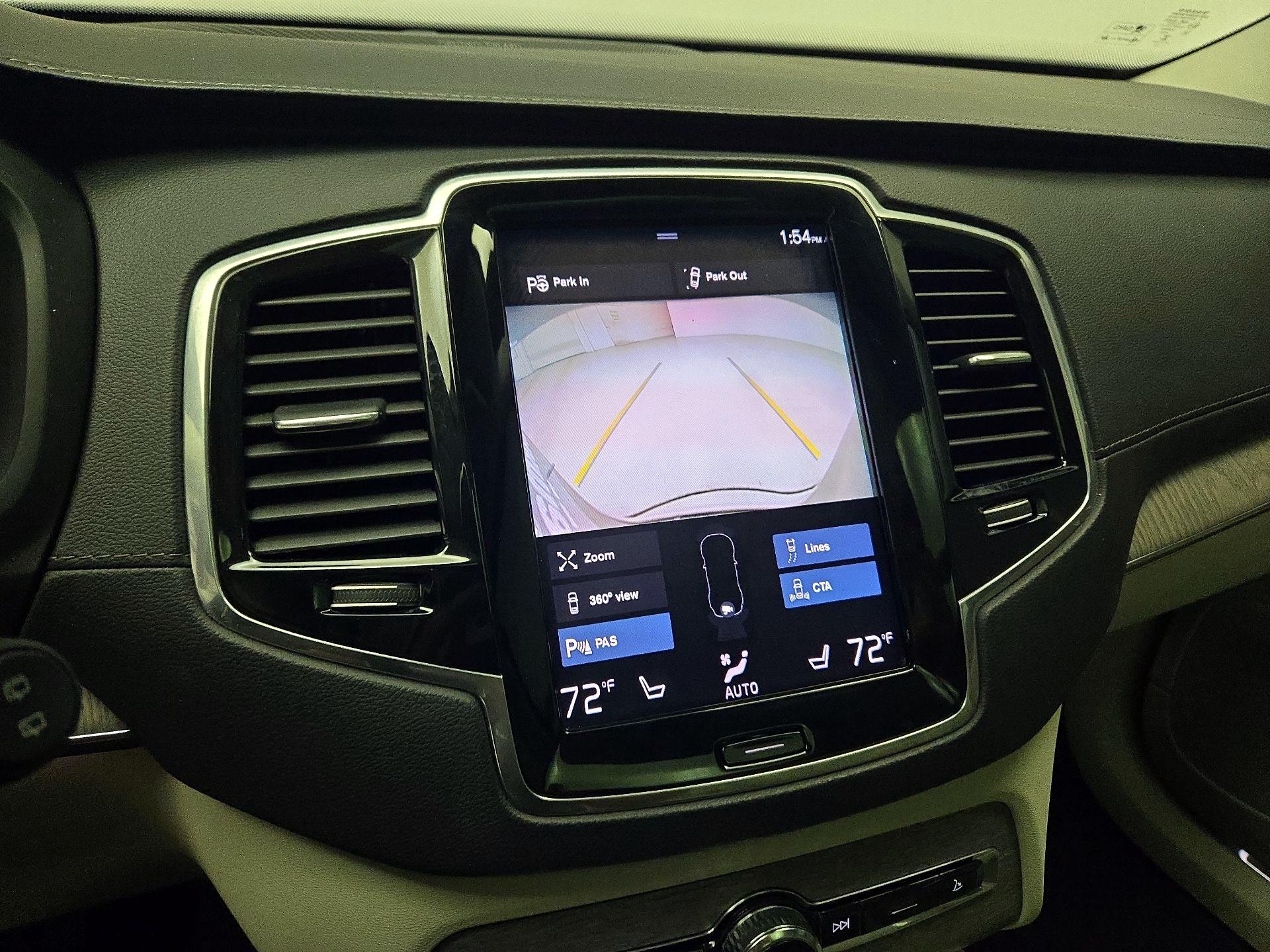 Thumbnail: 2022 Volvo XC90 - 15