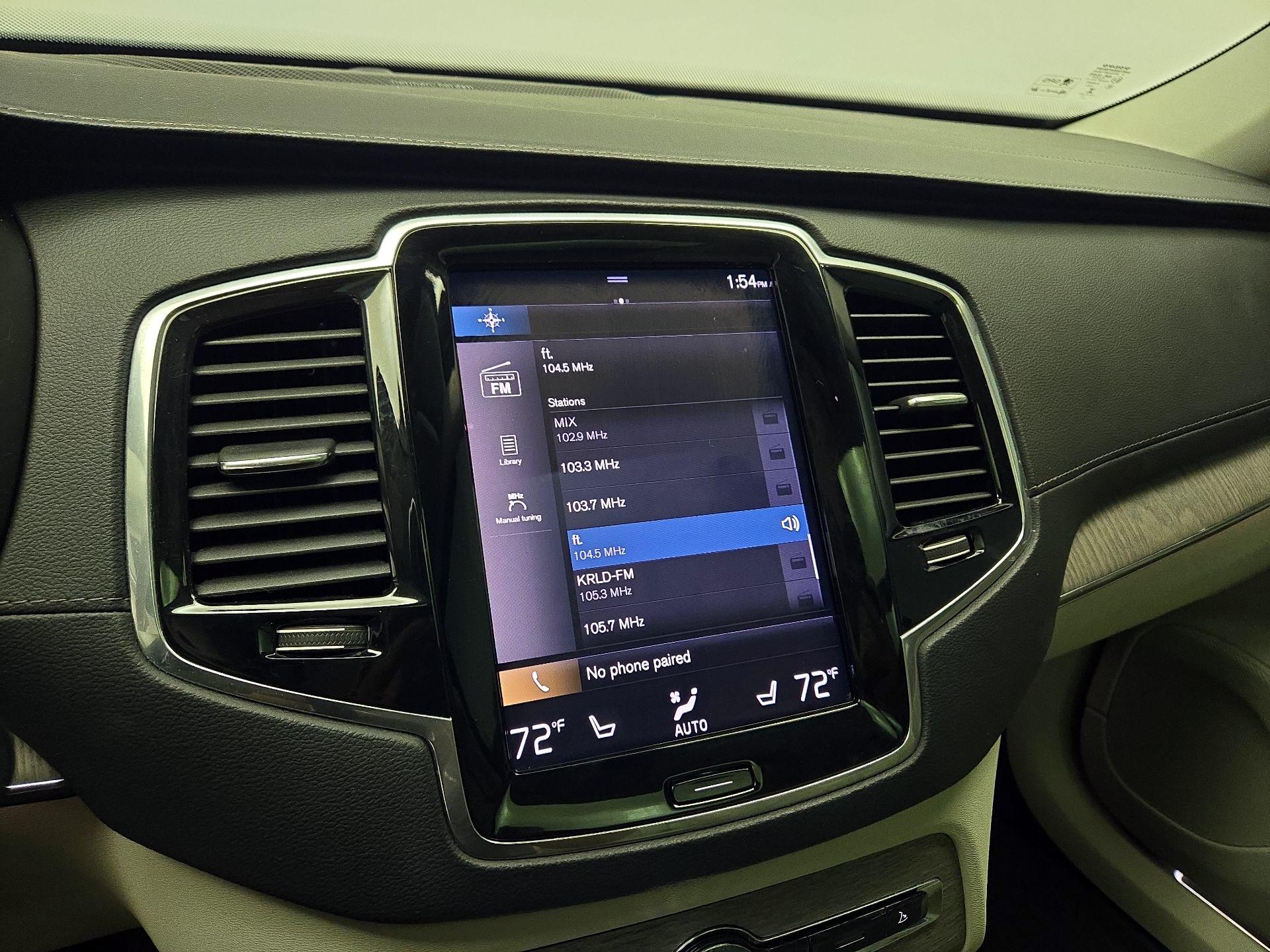 Thumbnail: 2022 Volvo XC90 - 16