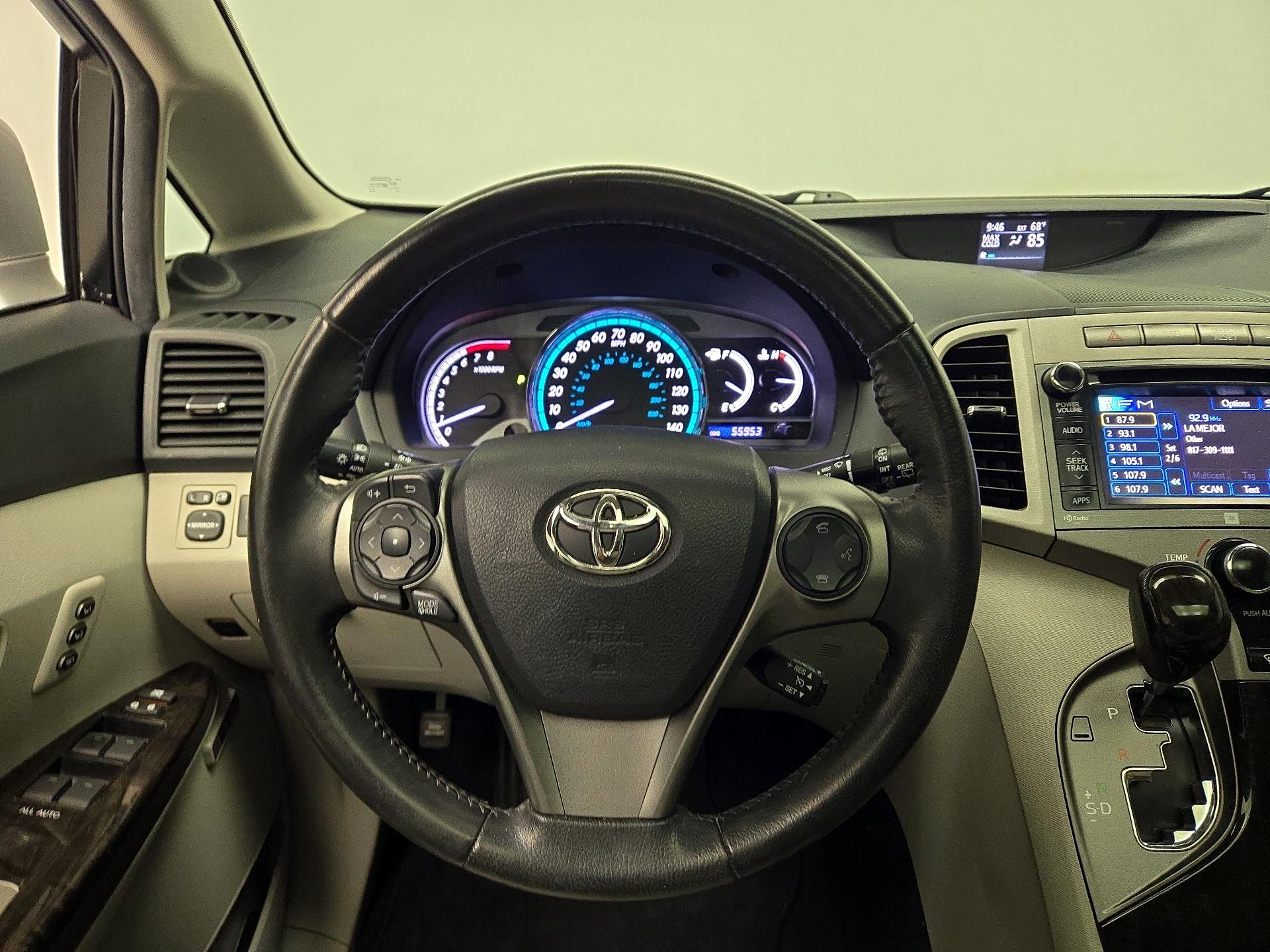 Thumbnail: 2014 Toyota Venza - 10