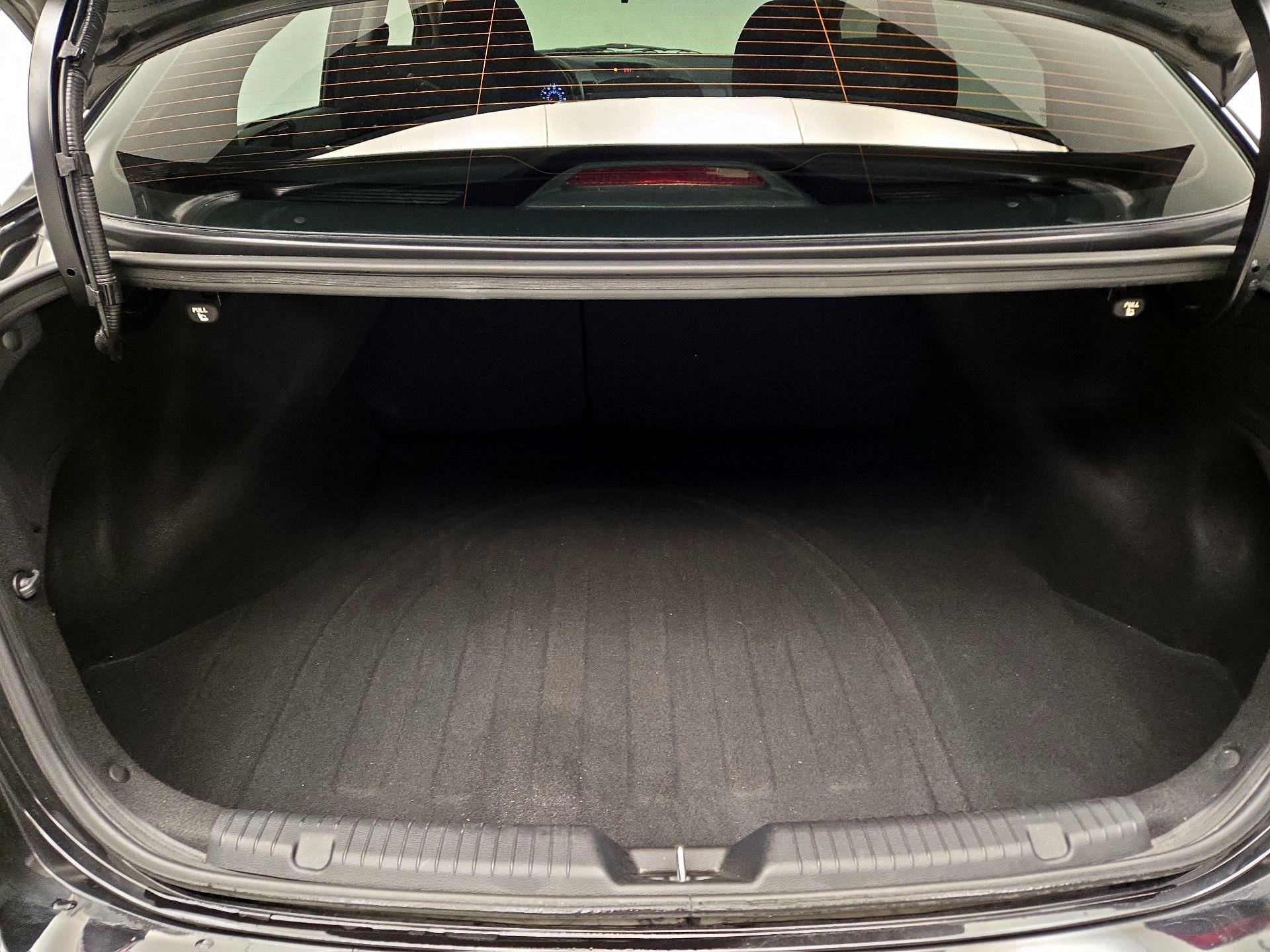 Thumbnail: 2018 Kia Forte - 19