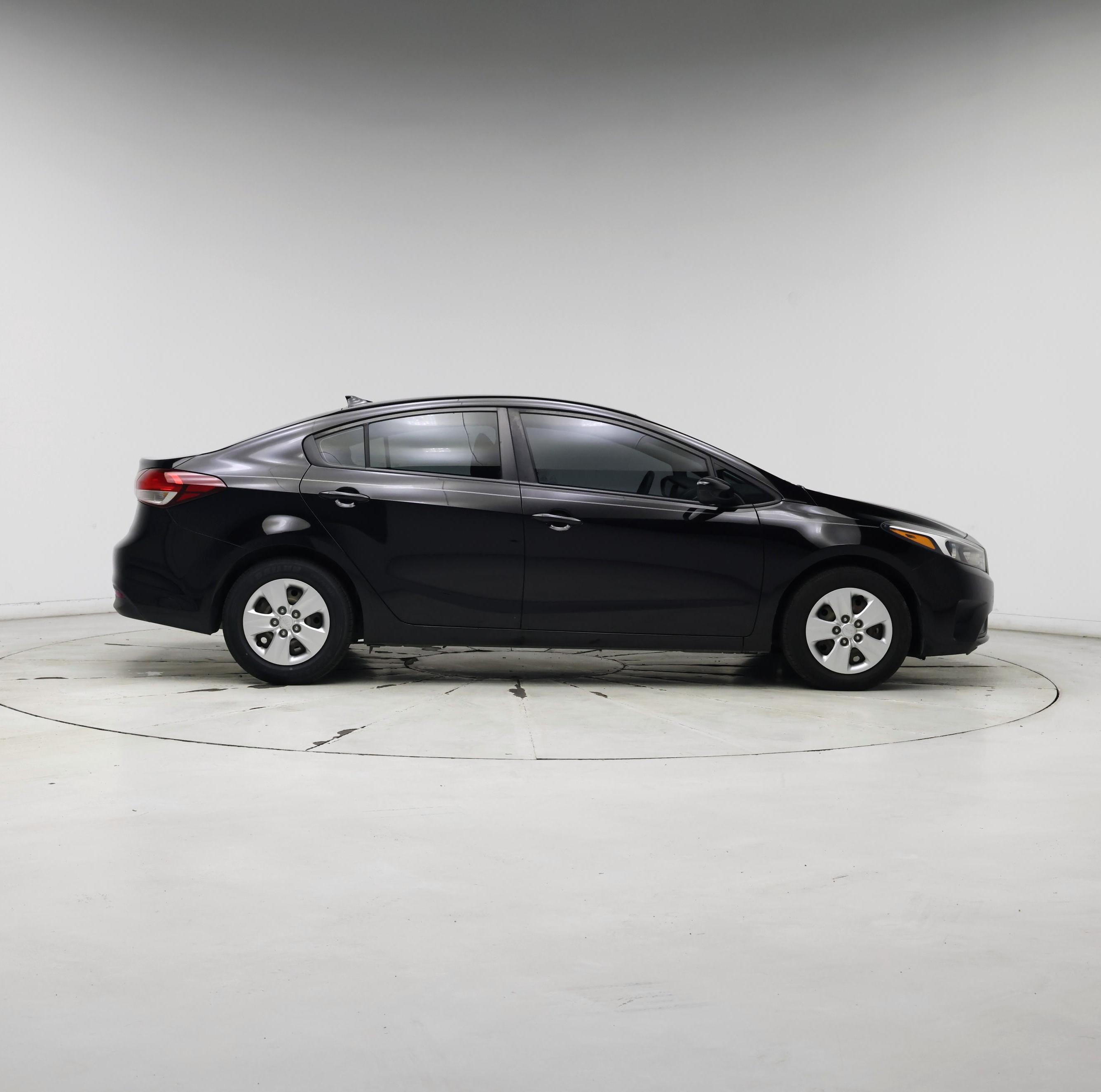 Thumbnail: 2018 Kia Forte - 7