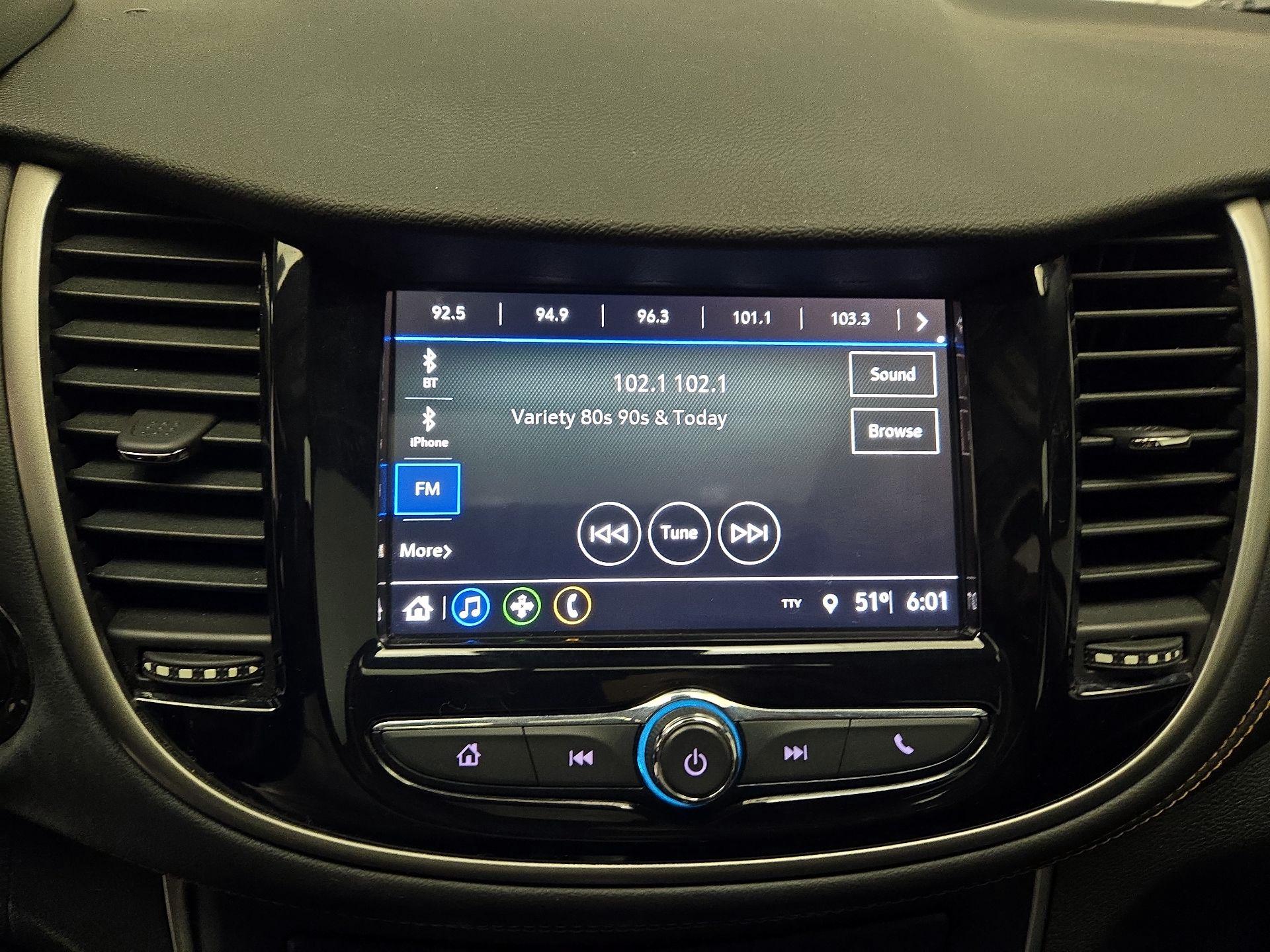 Thumbnail: 2019 Chevrolet Trax - 15