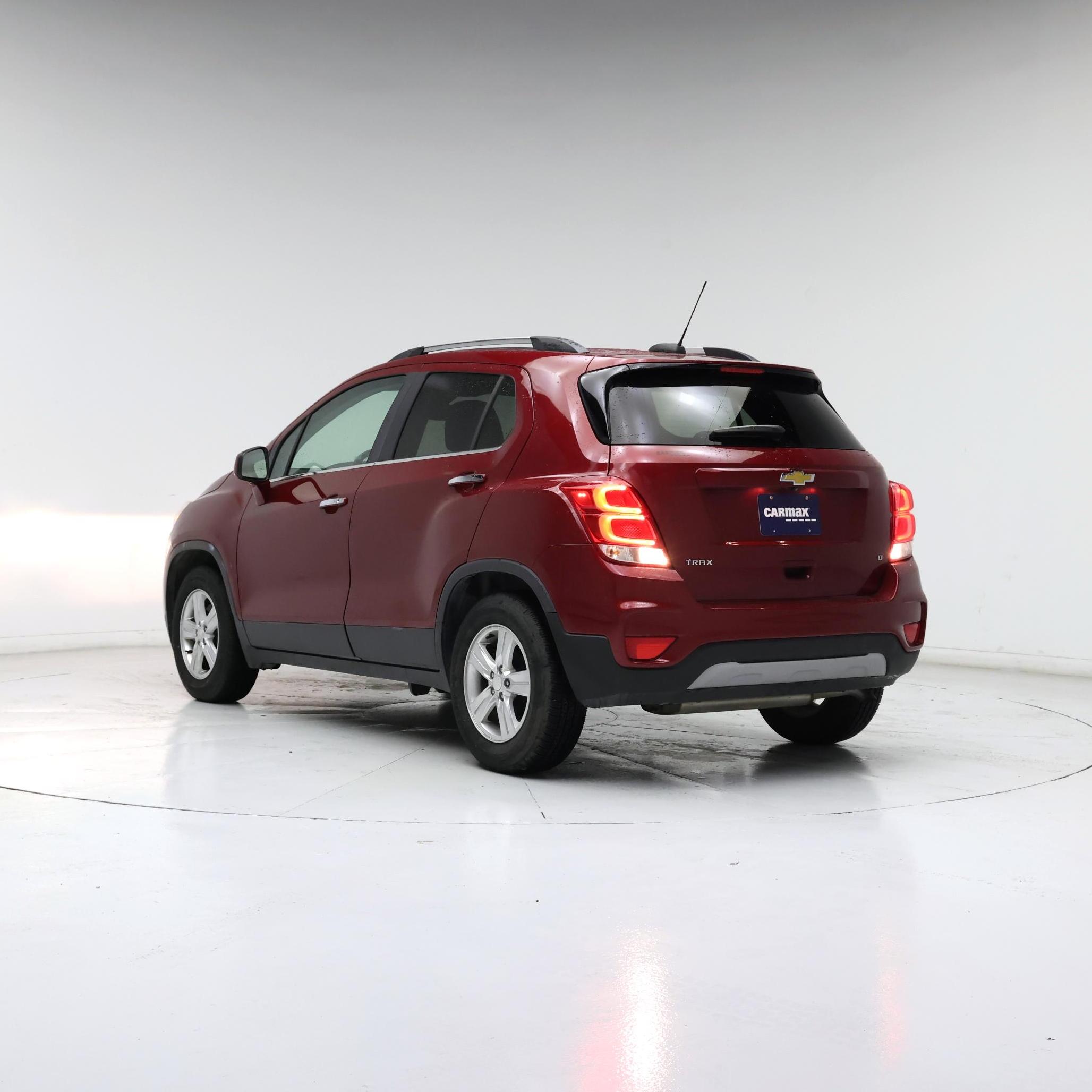 Thumbnail: 2019 Chevrolet Trax - 2