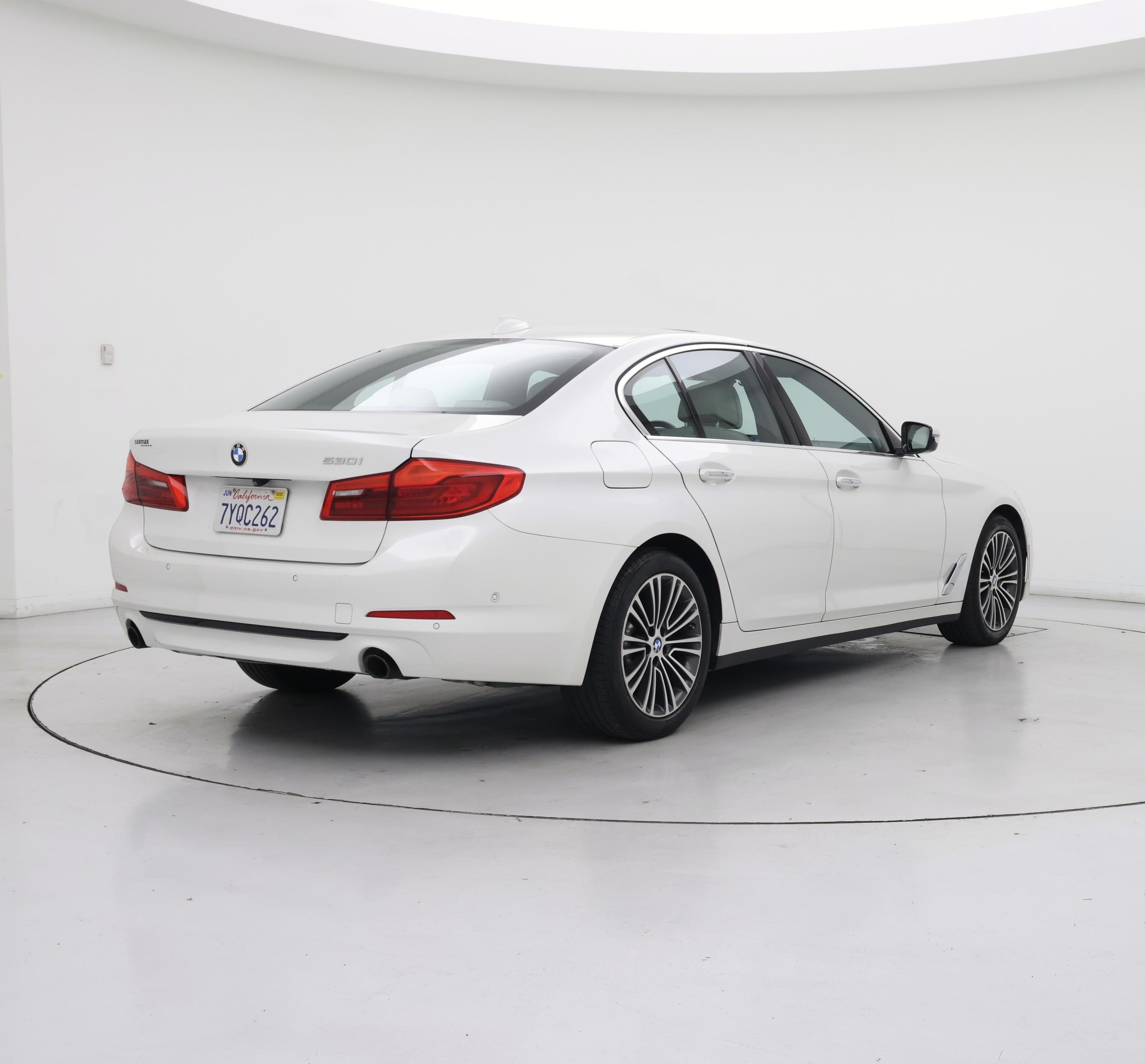 Thumbnail: 2017 BMW 5 Series - 8