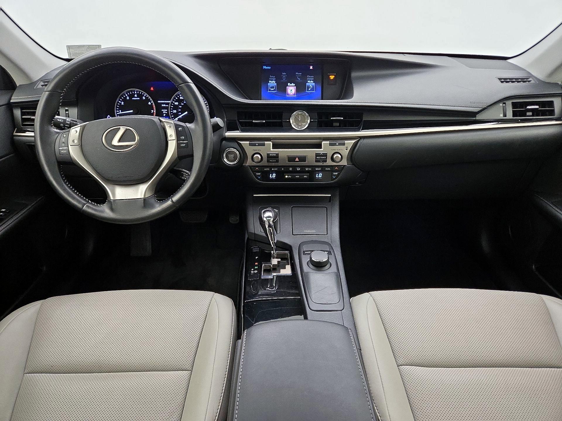 Thumbnail: 2015 Lexus ES - 9