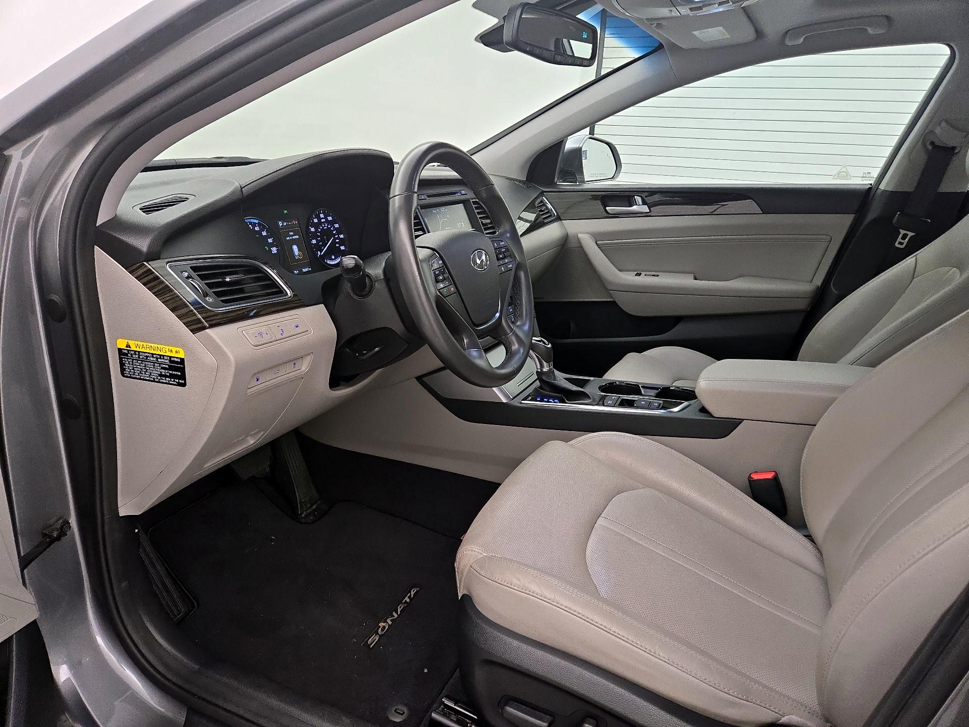 Thumbnail: 2017 Hyundai Sonata - 11