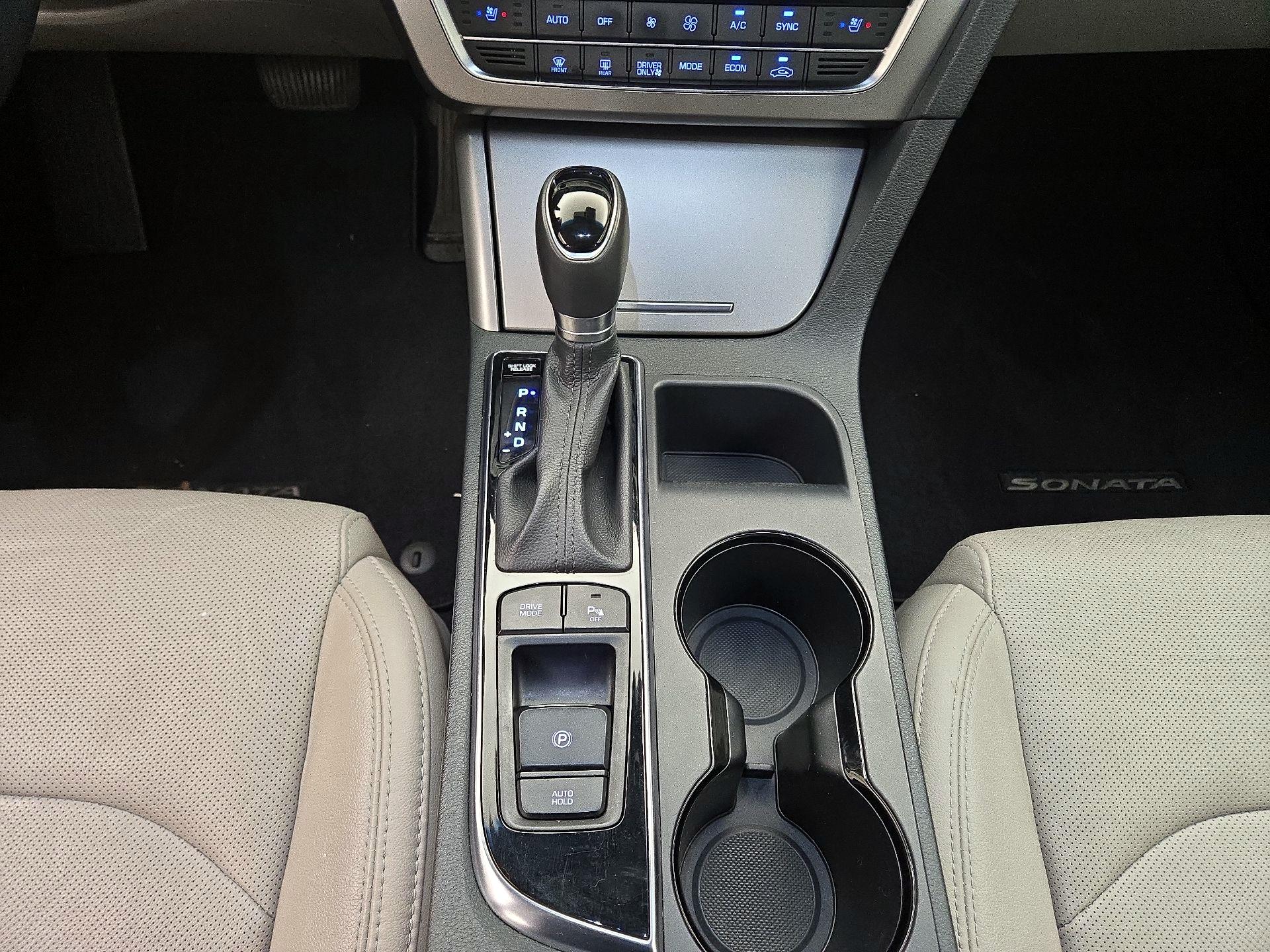 Thumbnail: 2017 Hyundai Sonata - 17