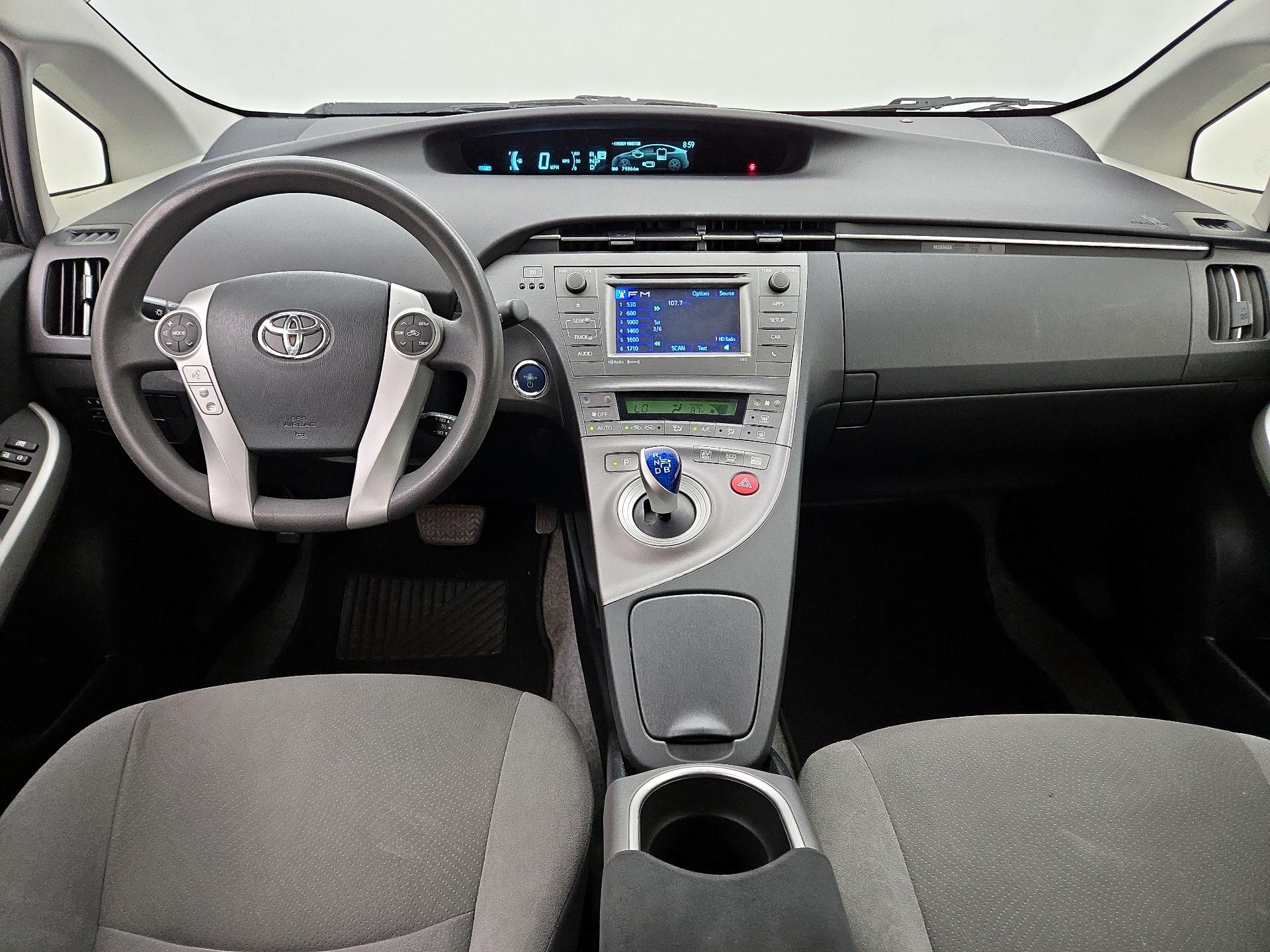 Thumbnail: 2014 Toyota Prius - 9