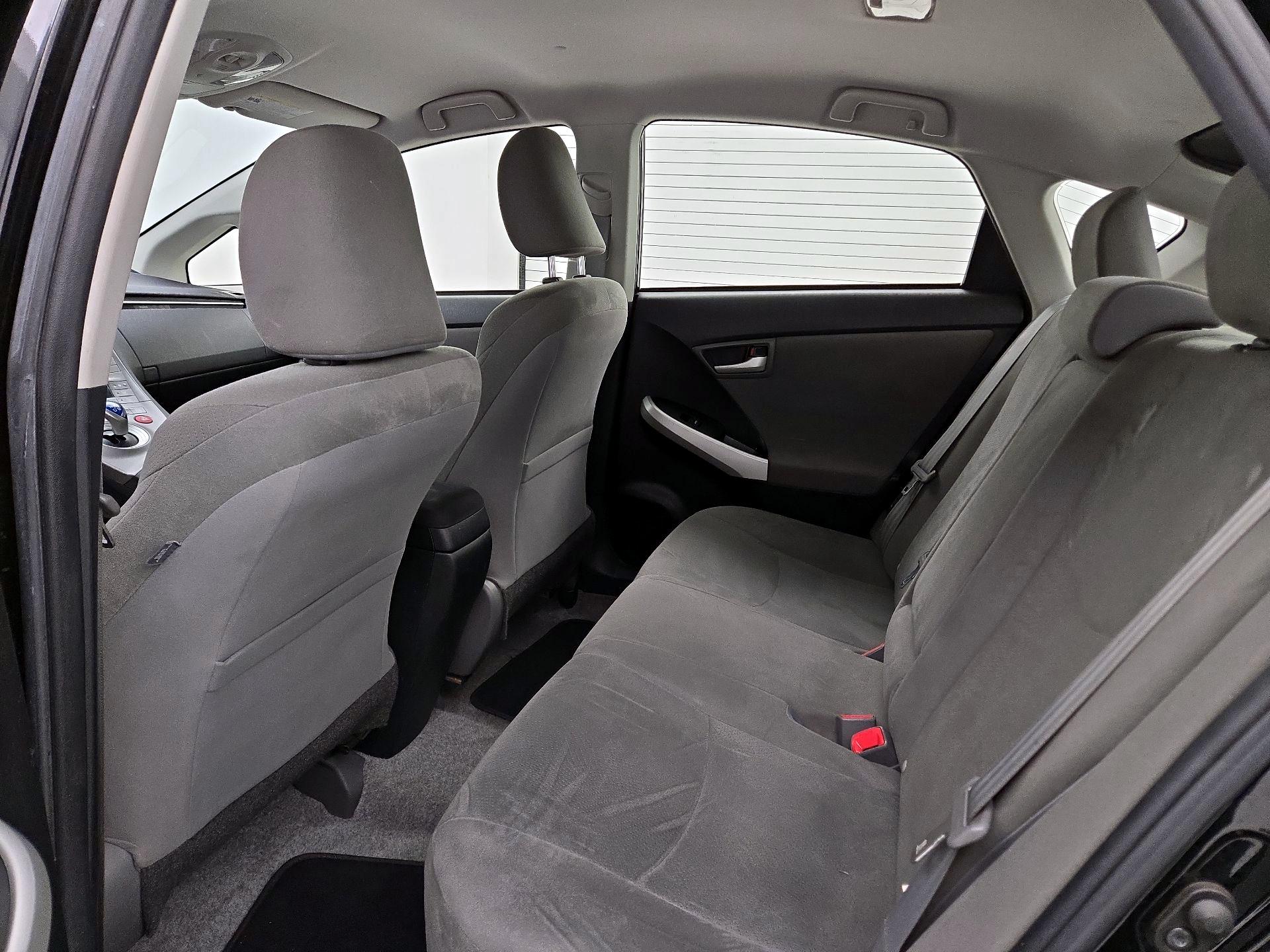 Thumbnail: 2014 Toyota Prius - 18