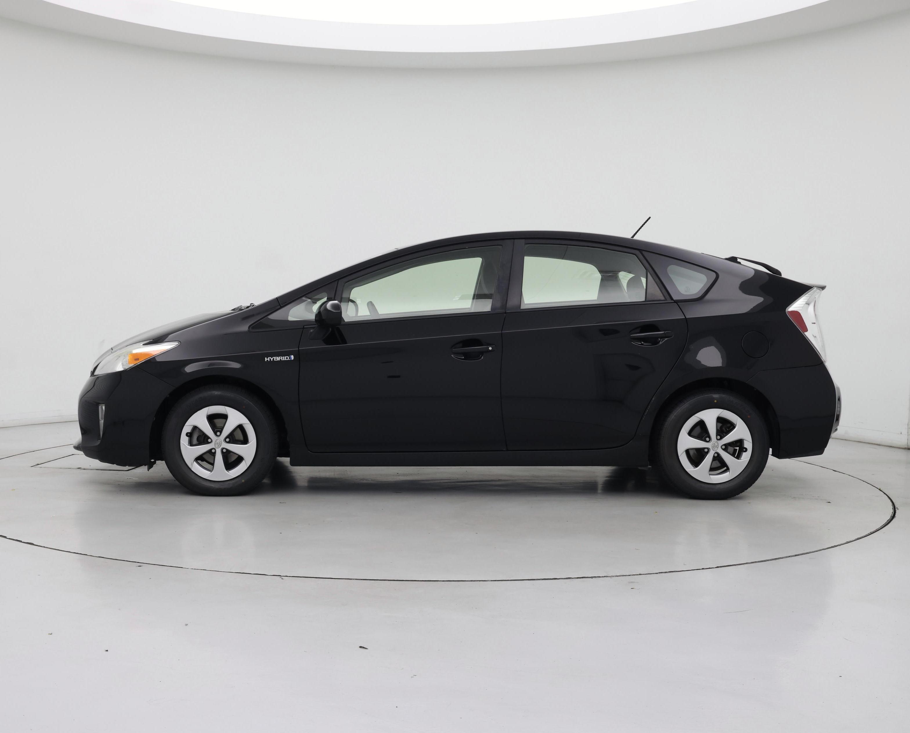 Thumbnail: 2014 Toyota Prius - 3