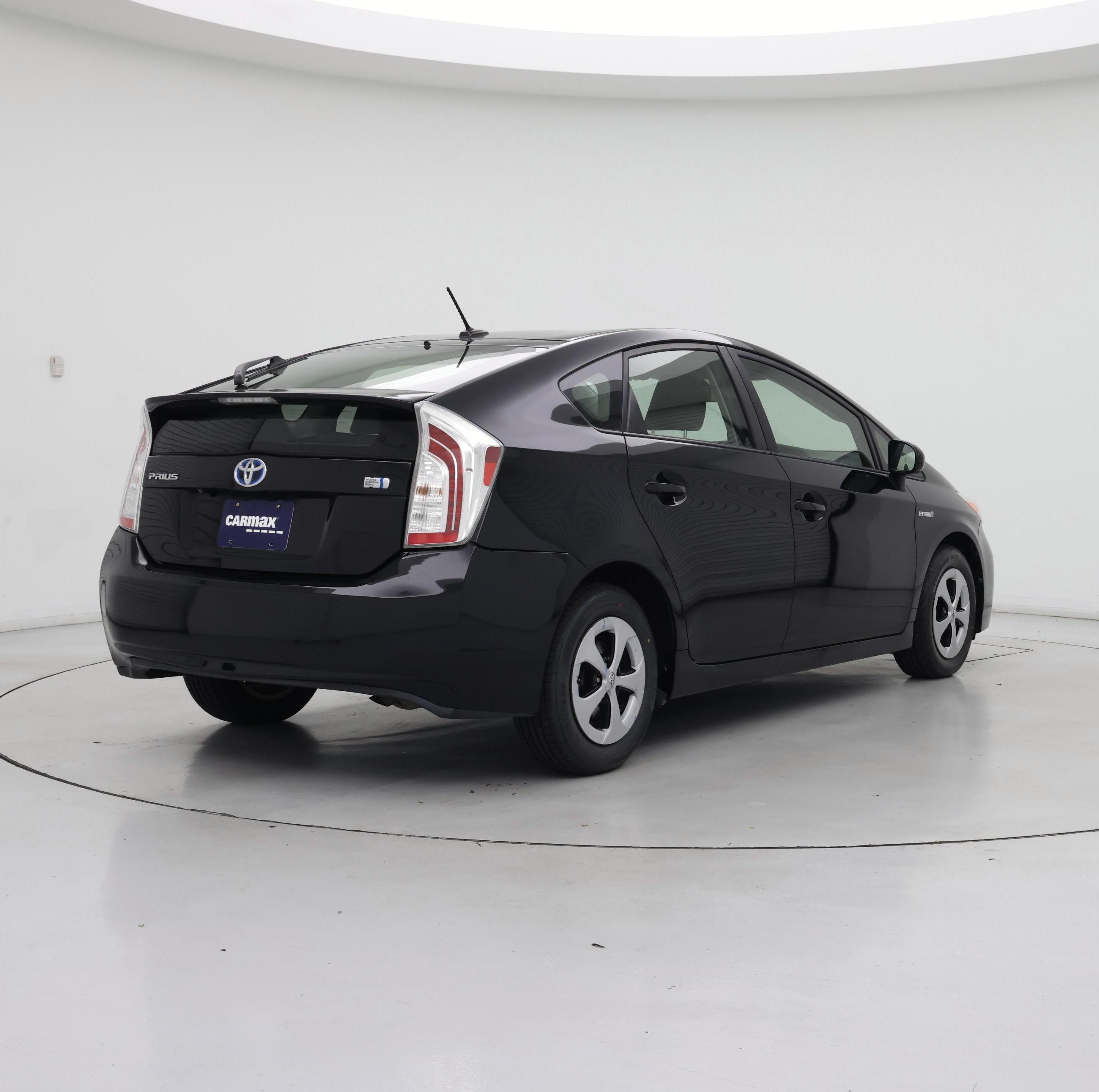 Thumbnail: 2014 Toyota Prius - 8