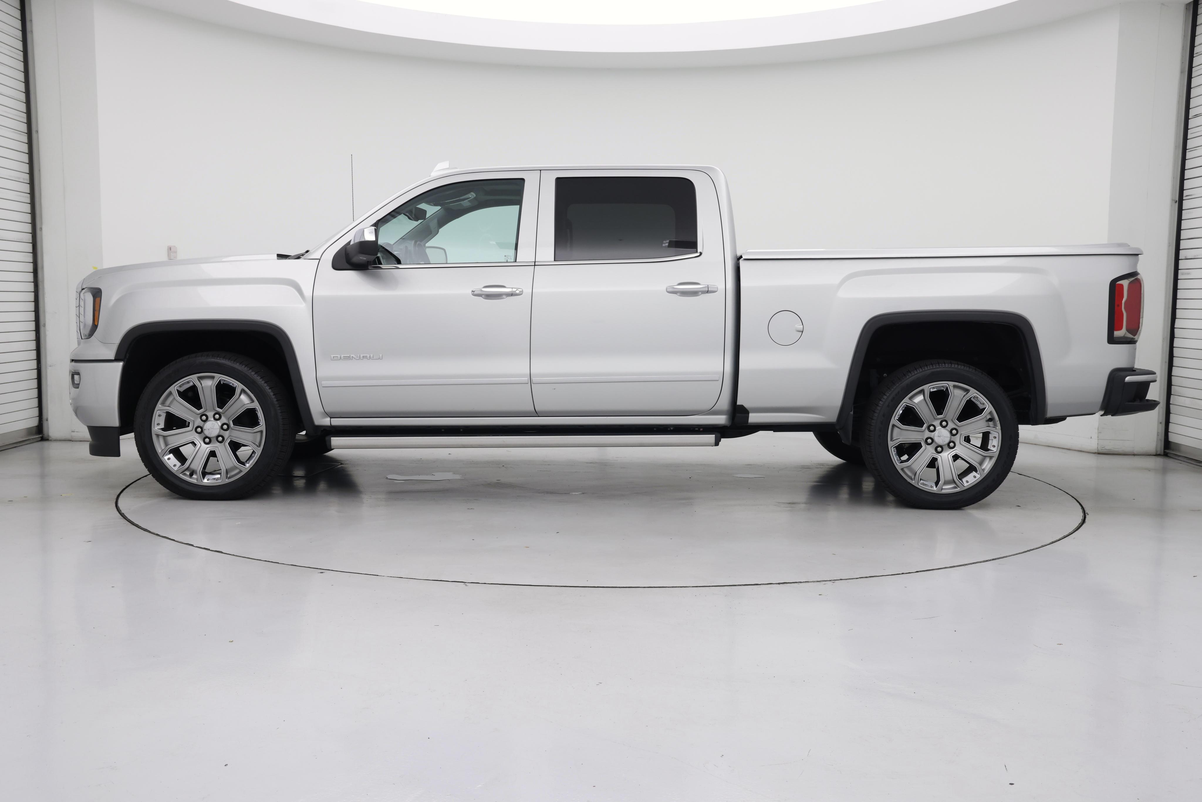 Thumbnail: 2017 GMC Sierra 1500 - 3