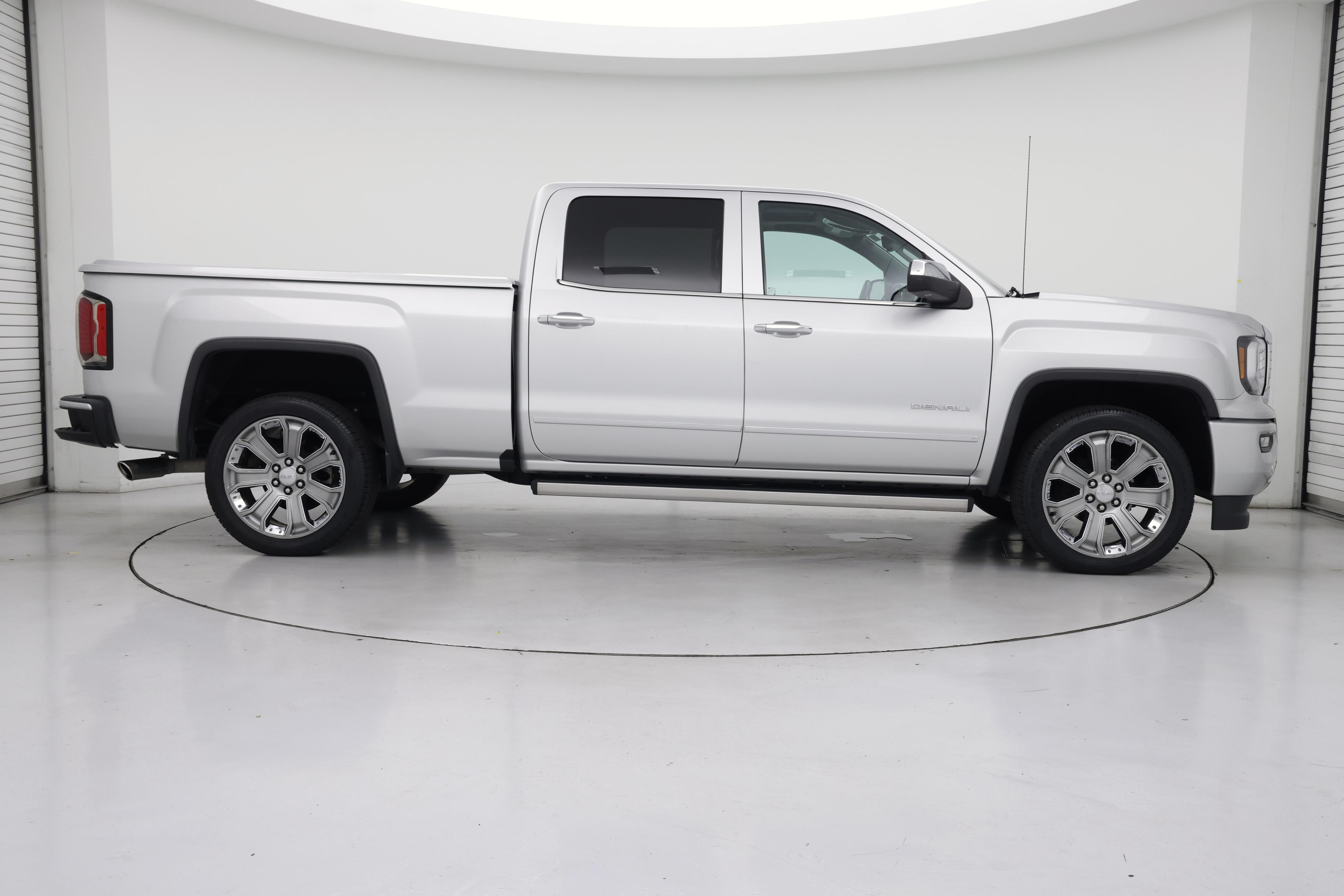 Thumbnail: 2017 GMC Sierra 1500 - 7