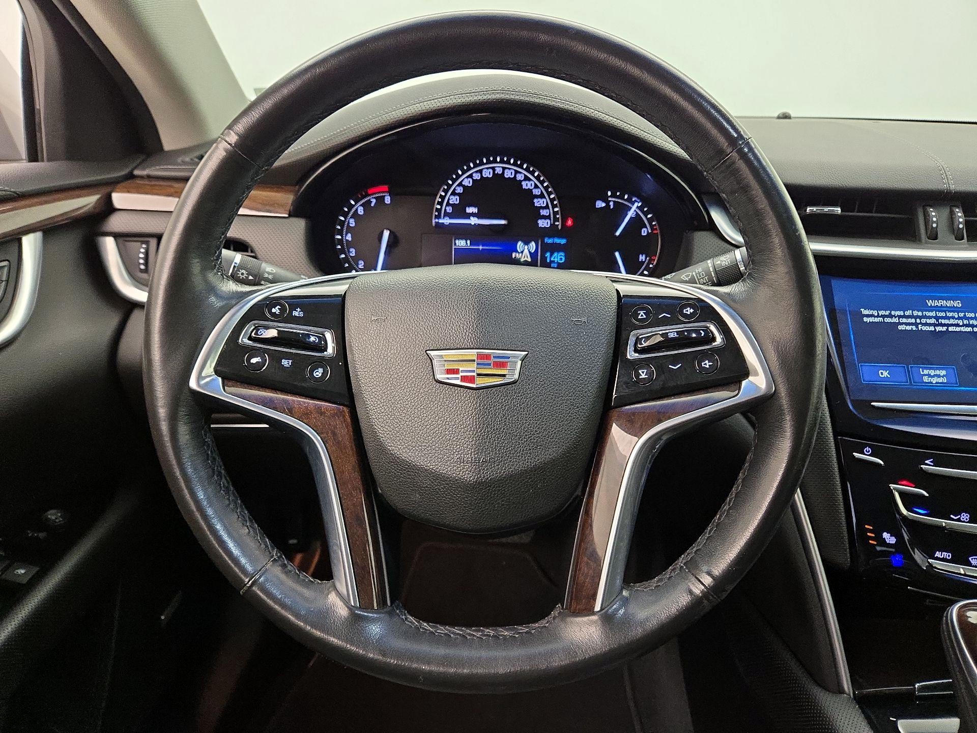 Thumbnail: 2017 Cadillac XTS - 10