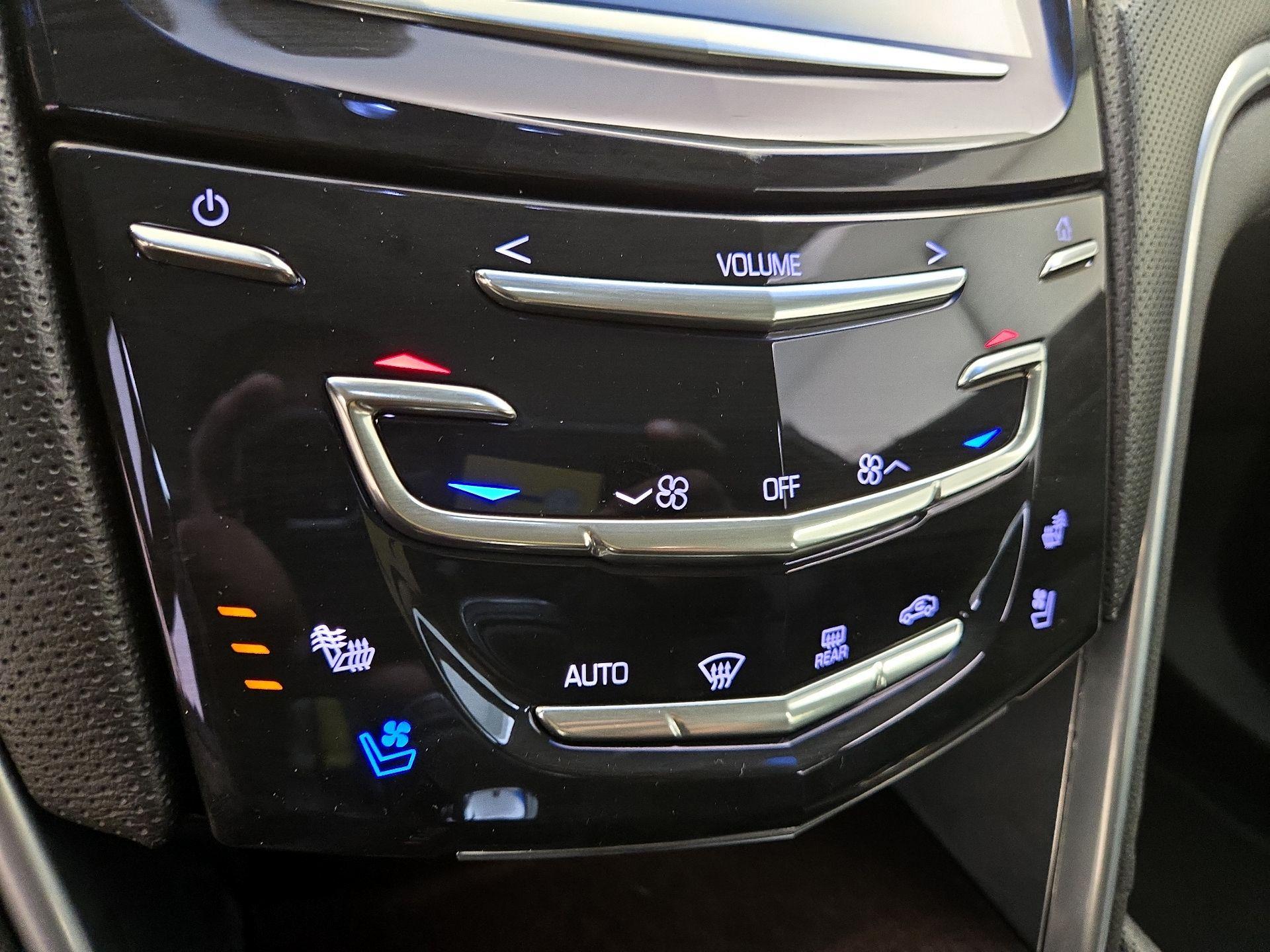 Thumbnail: 2017 Cadillac XTS - 16