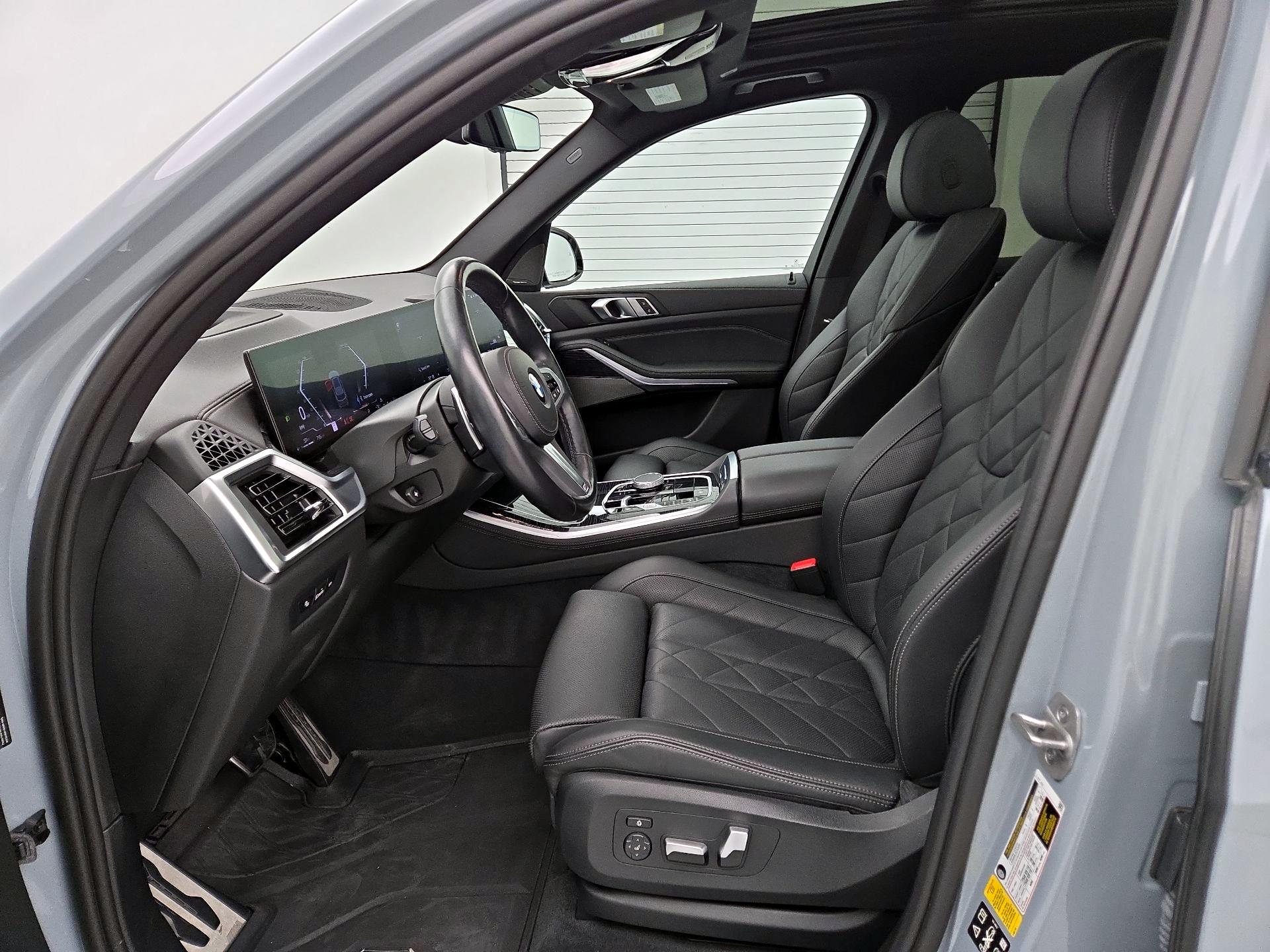 Thumbnail: 2024 BMW X5 - 11