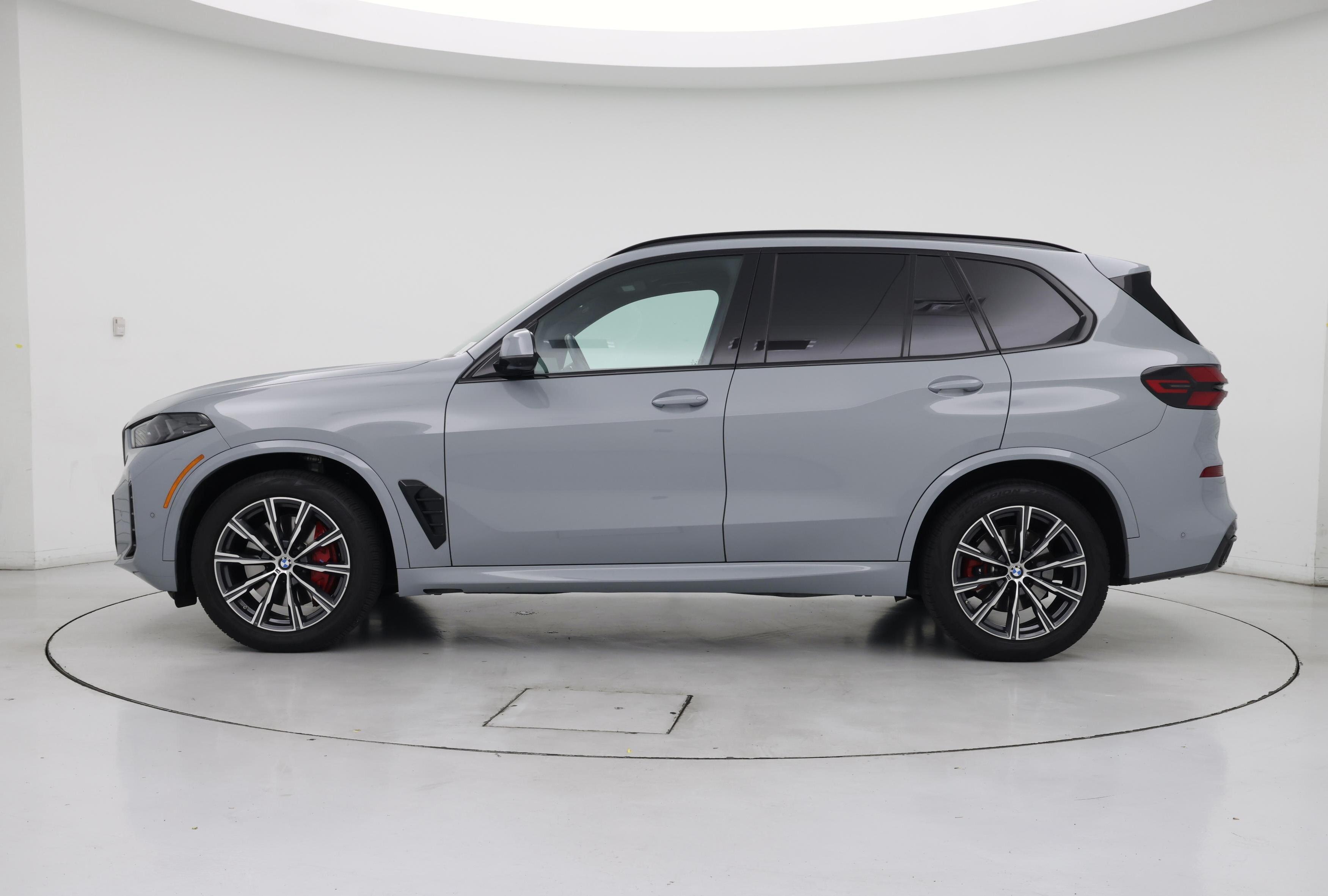 Thumbnail: 2024 BMW X5 - 3