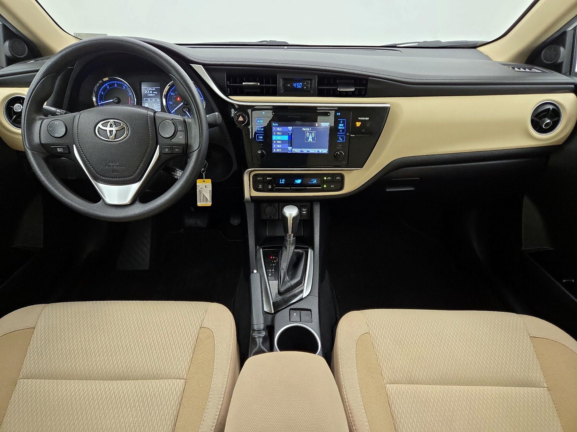 Thumbnail: 2017 Toyota Corolla - 9
