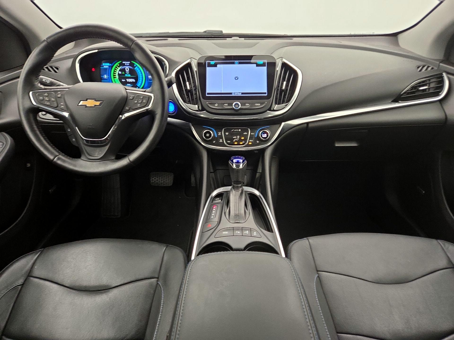 Thumbnail: 2017 Chevrolet Volt - 9