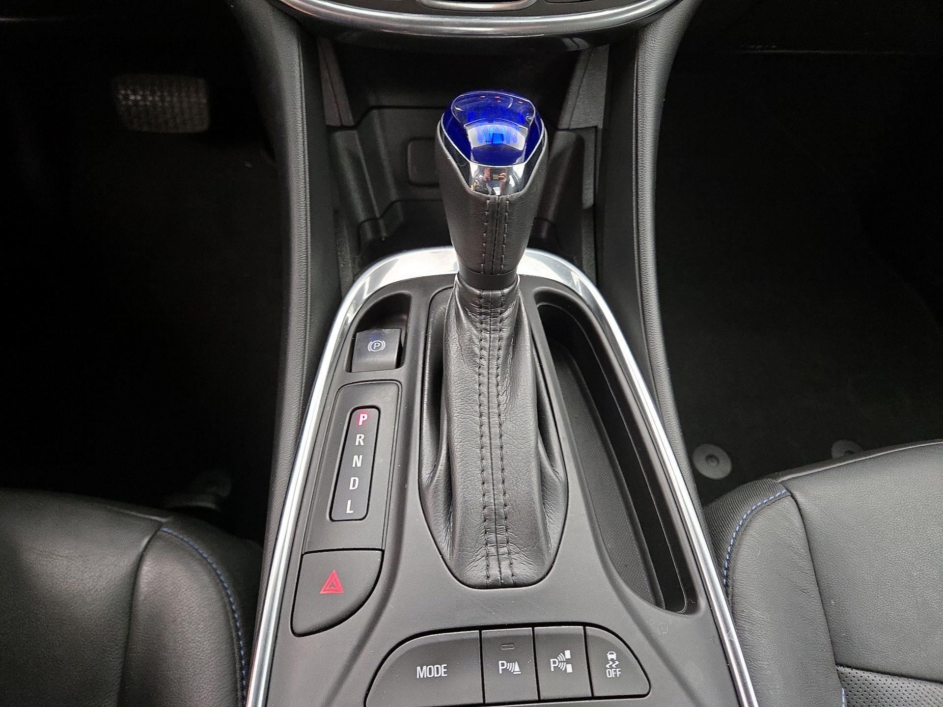 Thumbnail: 2017 Chevrolet Volt - 18
