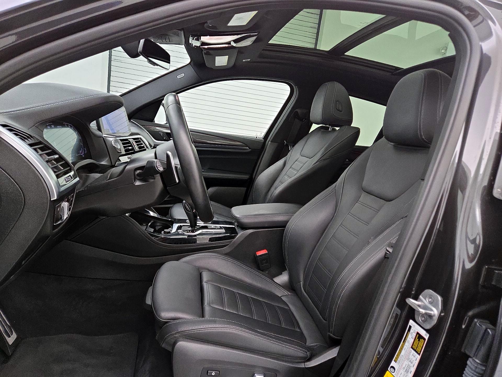 Thumbnail: 2021 BMW X4 - 20