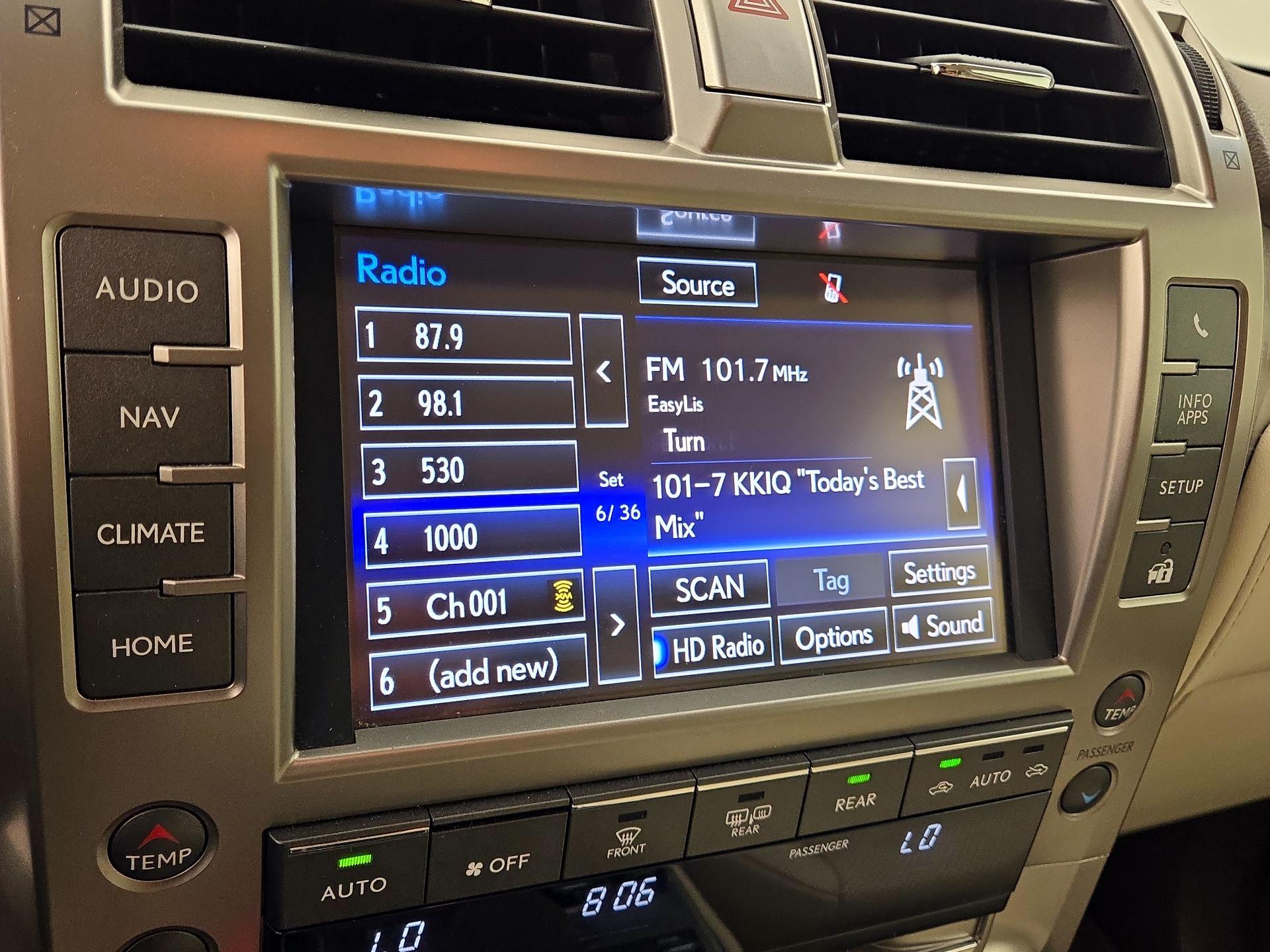 Thumbnail: 2016 Lexus GX - 14