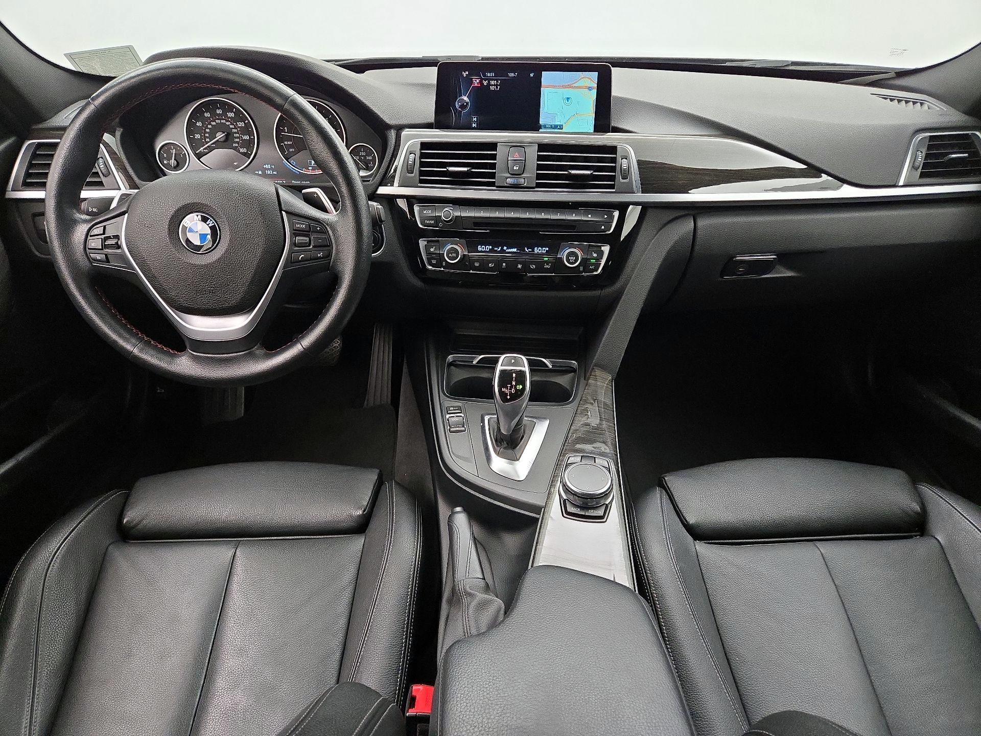 Thumbnail: 2016 BMW 3 Series - 9