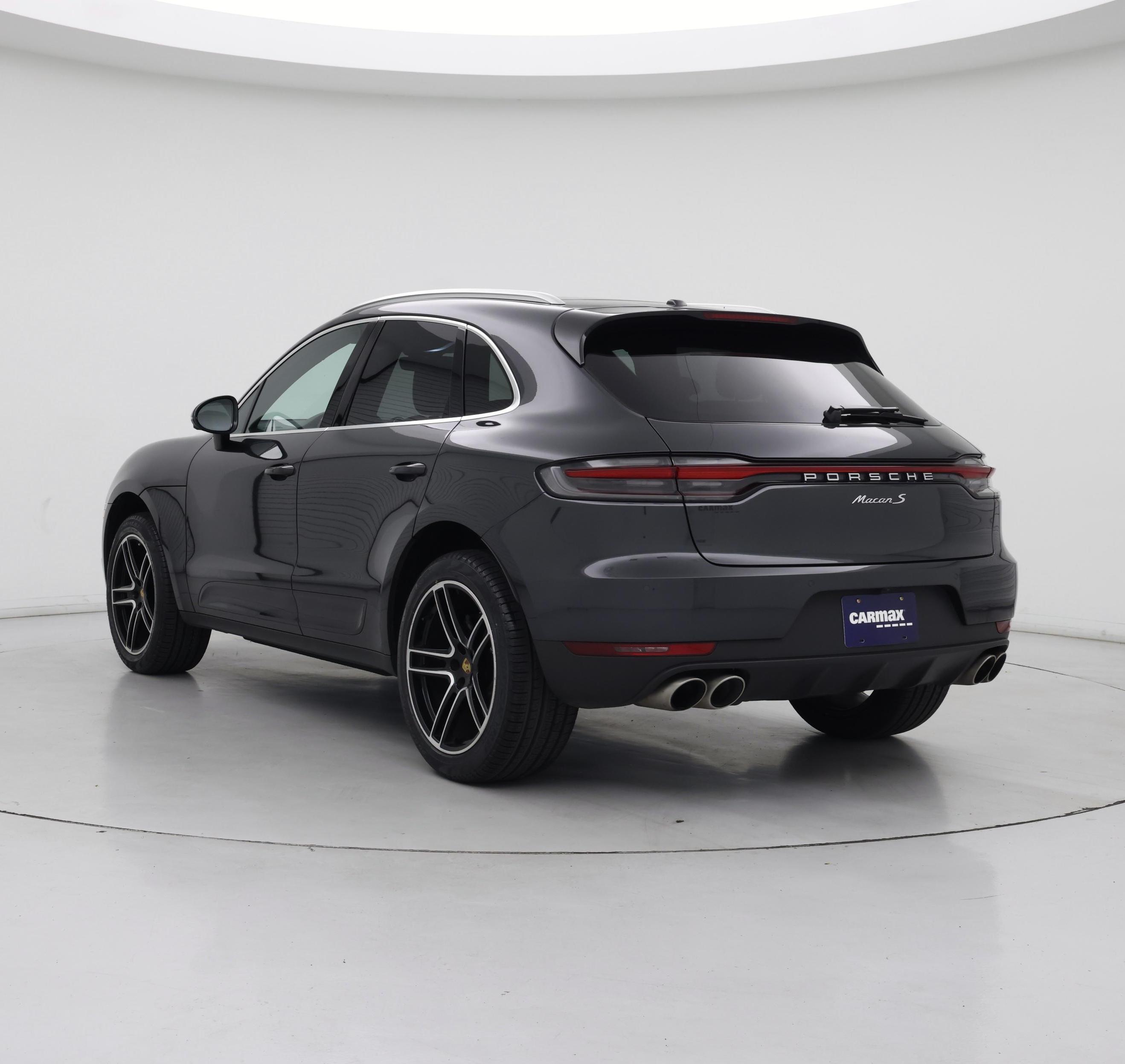 Thumbnail: 2021 Porsche Macan - 2