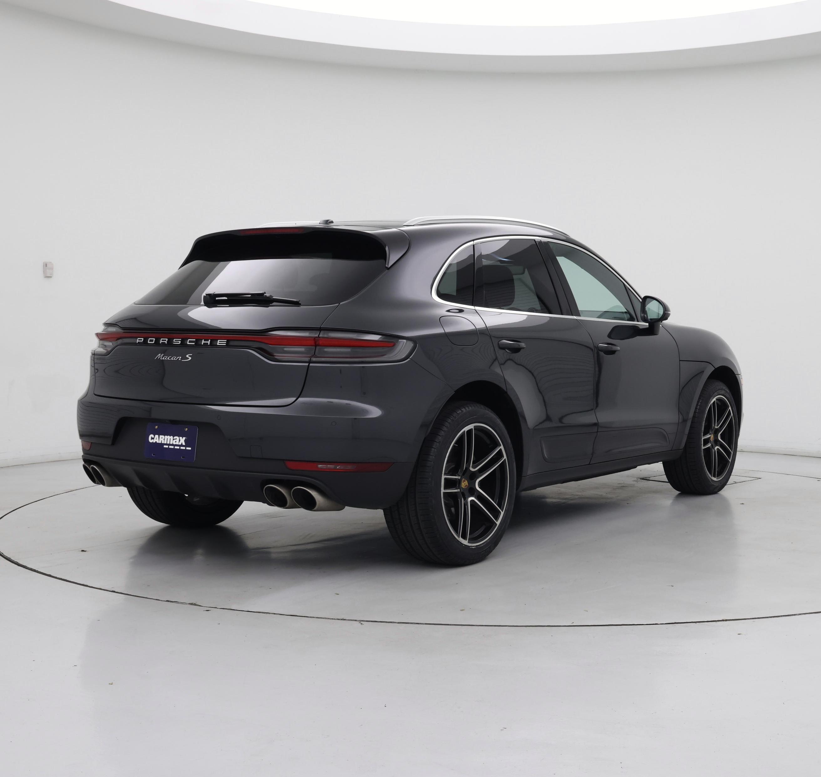 Thumbnail: 2021 Porsche Macan - 8