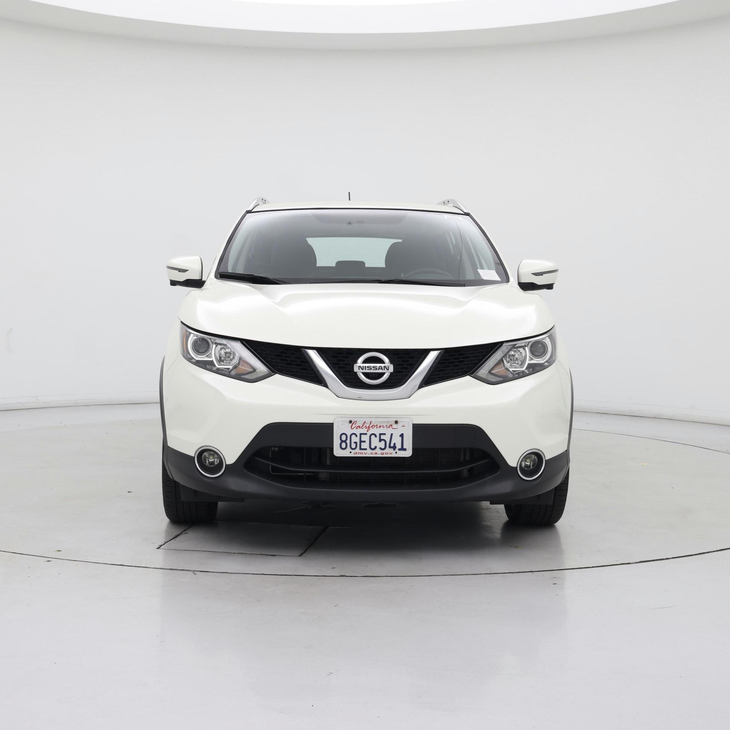 Thumbnail: 2017 Nissan Rogue Sport - 5