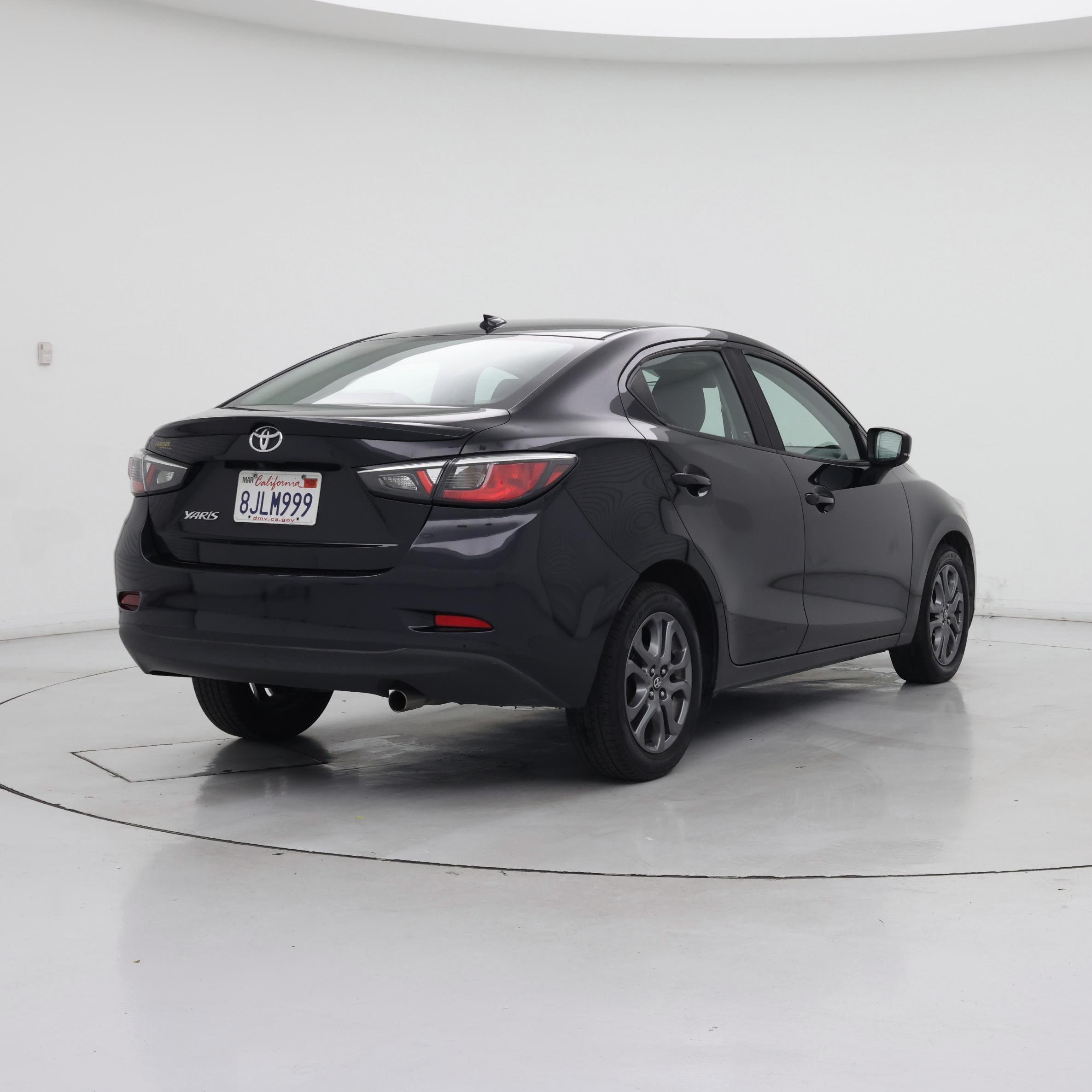 Thumbnail: 2019 Toyota Yaris - 8