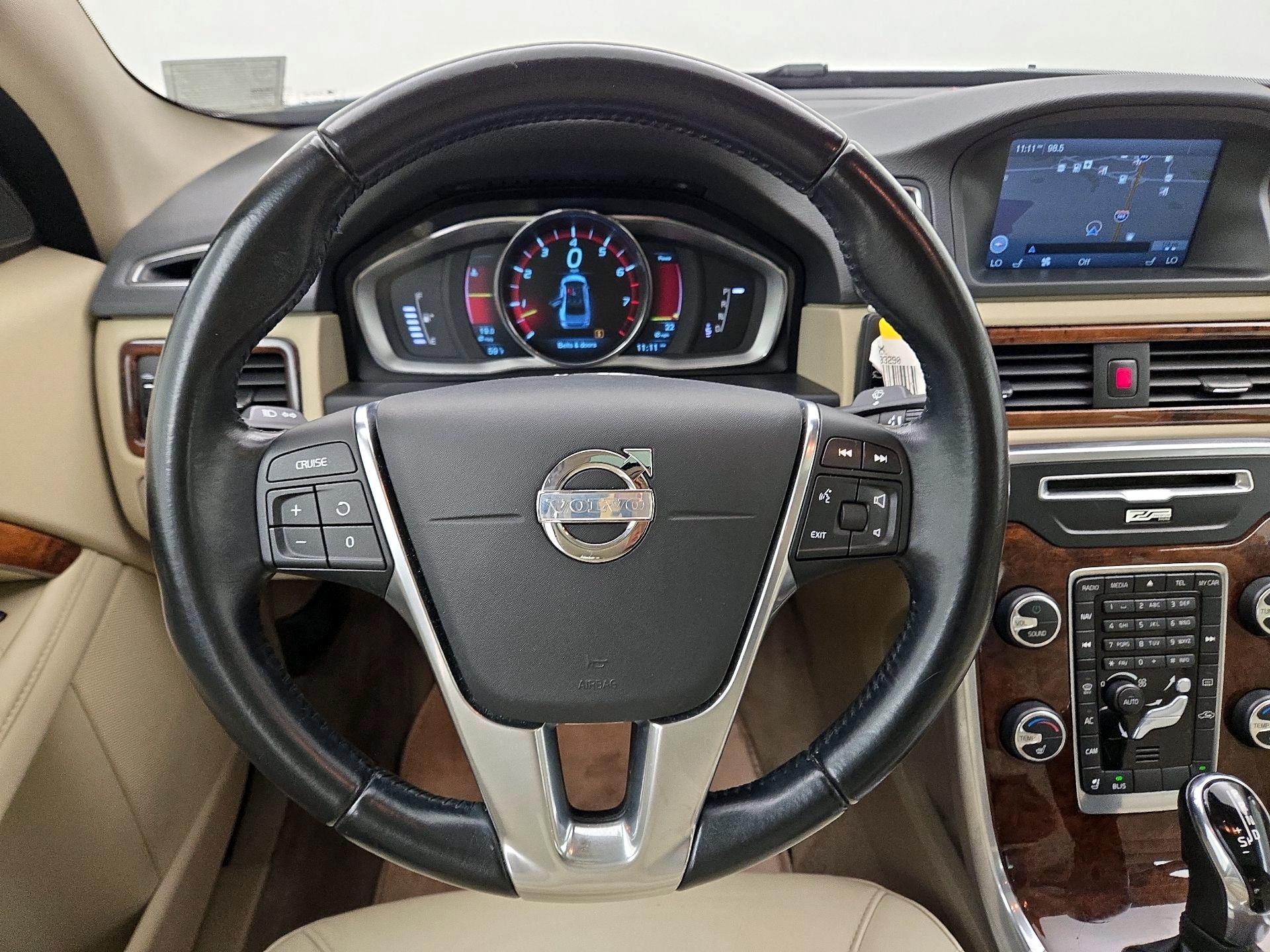 Thumbnail: 2015 Volvo S80 - 10