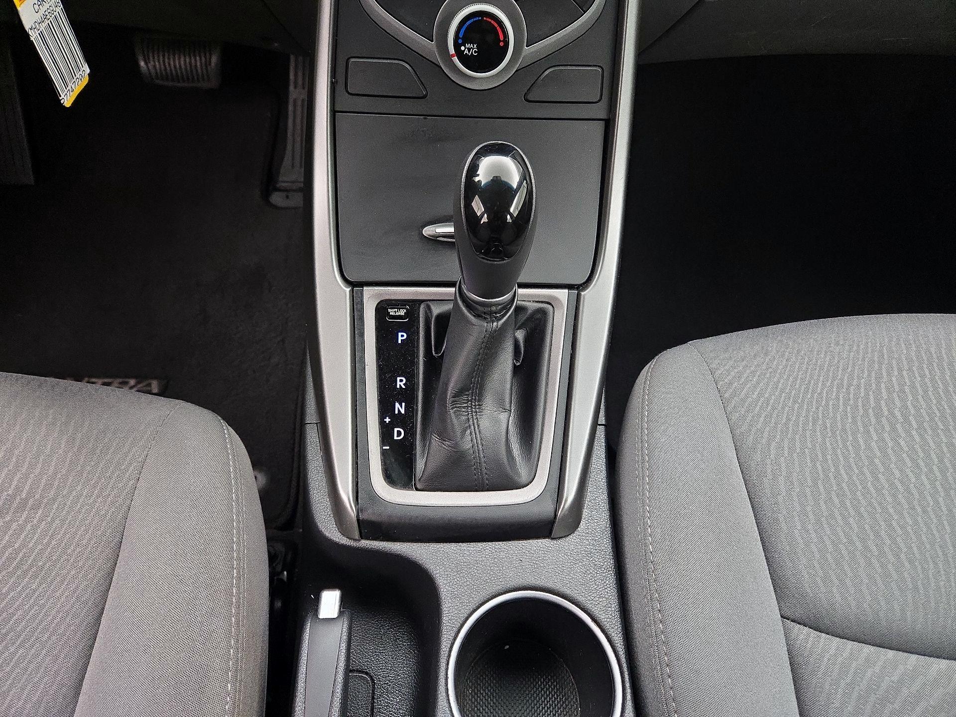 Thumbnail: 2016 Hyundai Elantra - 17