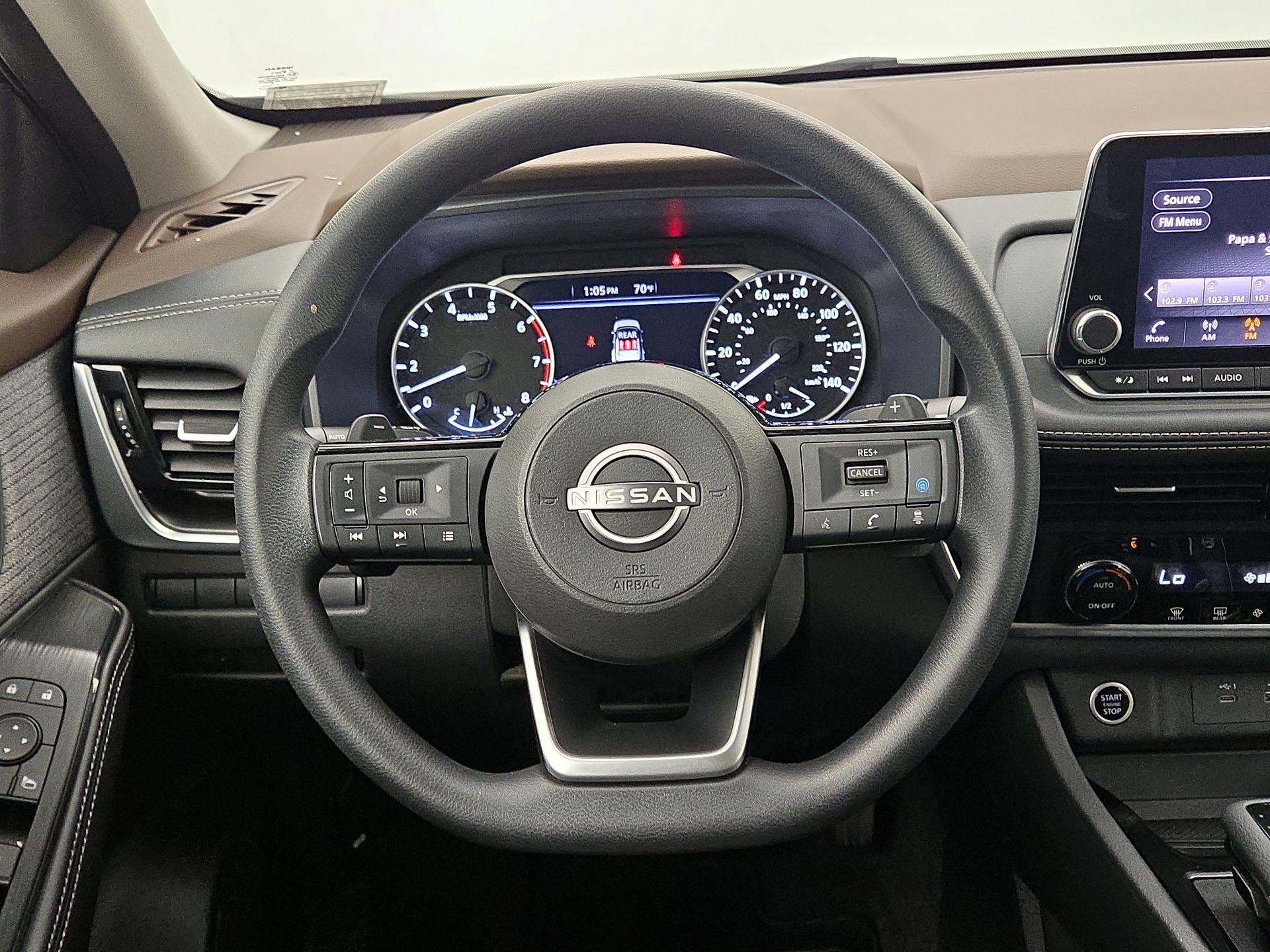 Thumbnail: 2023 Nissan Rogue - 10