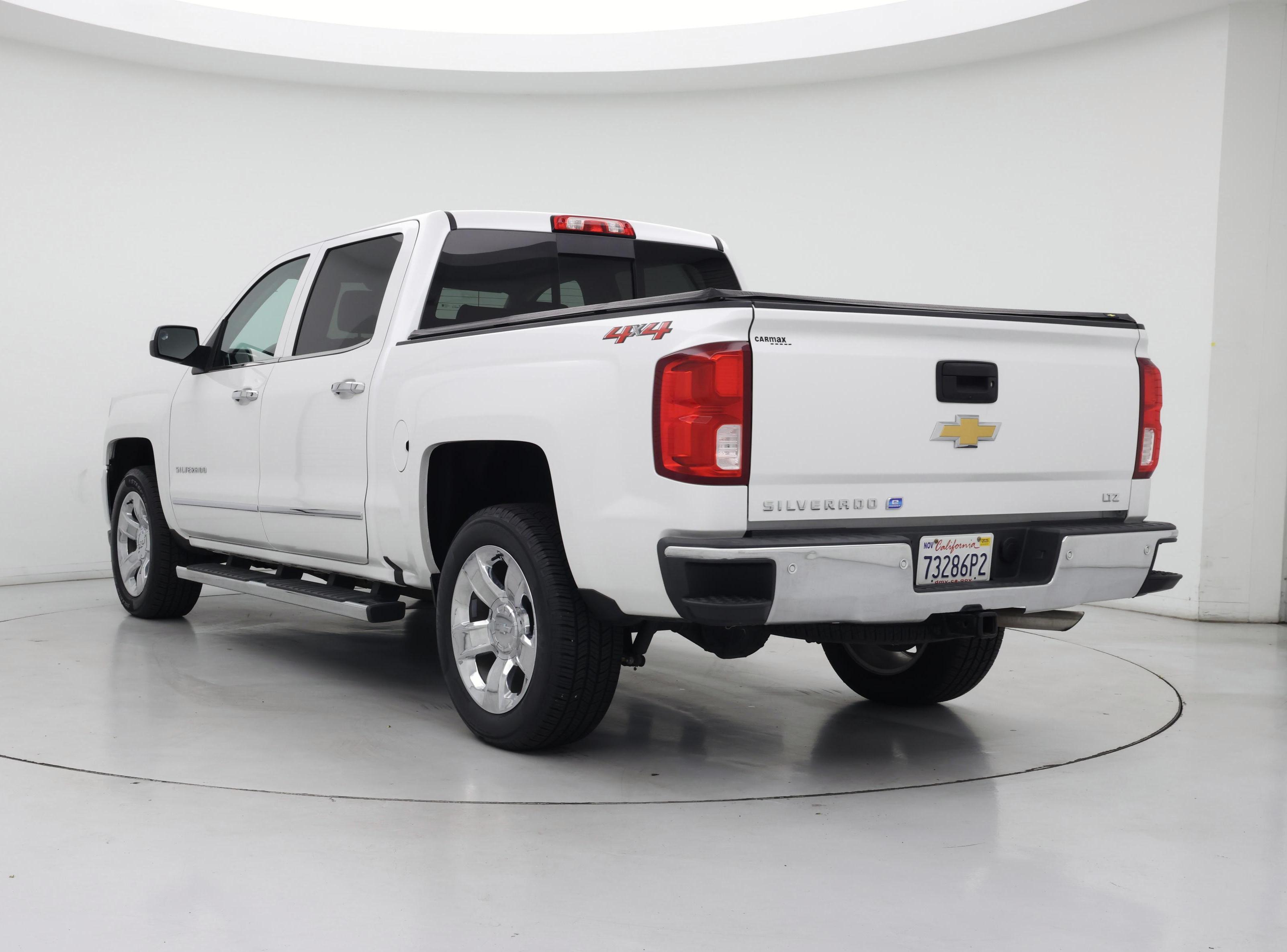 Thumbnail: 2018 Chevrolet Silverado 1500 - 2